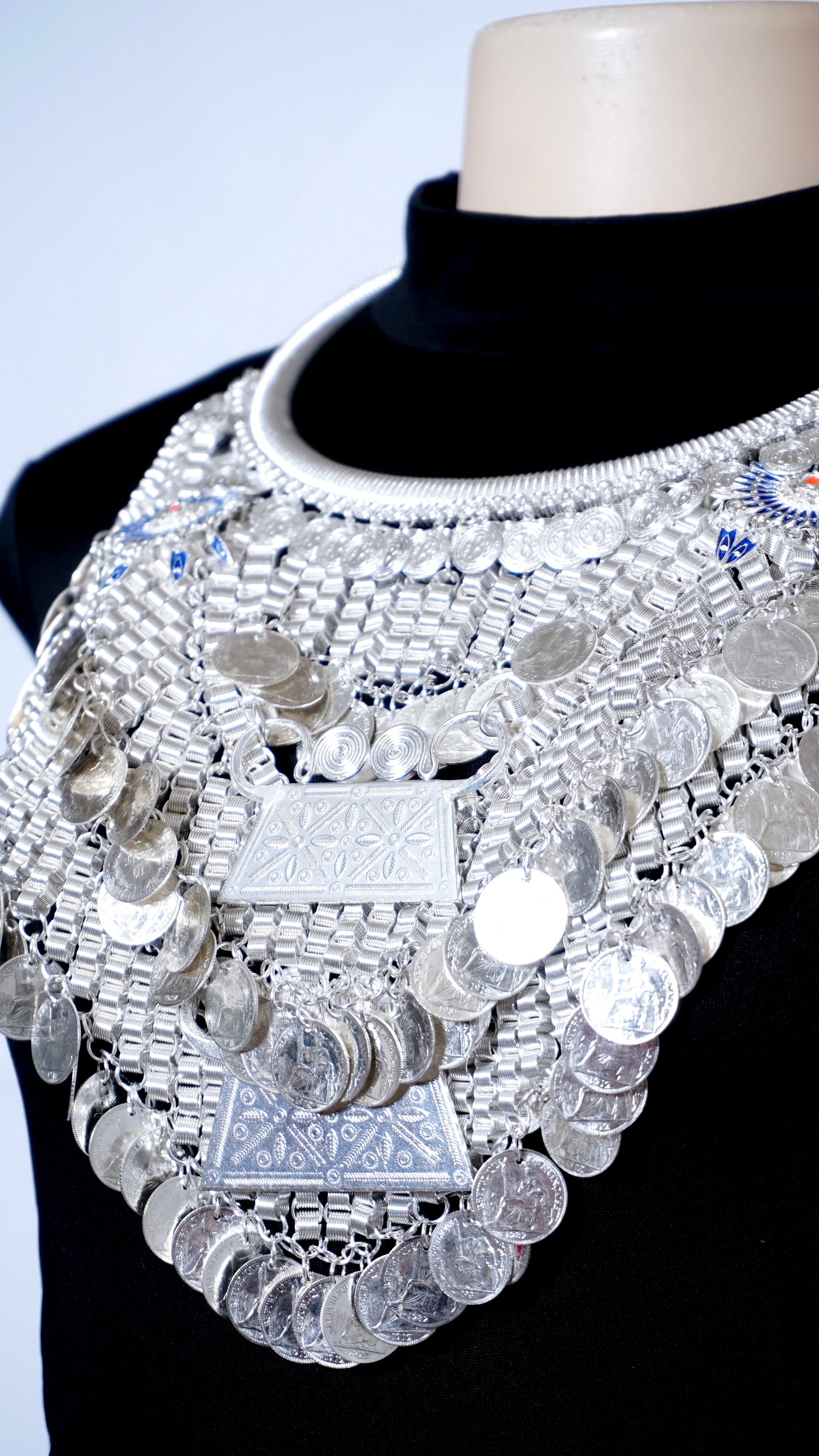 Women Xauv Necklace