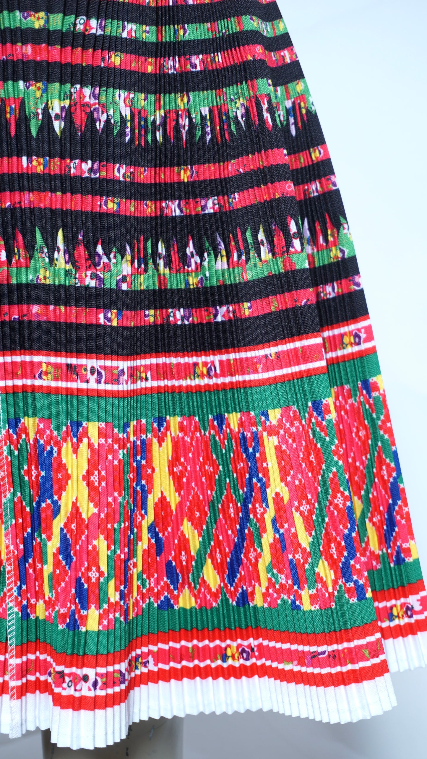 Printed X Floral Patterns Skirt
