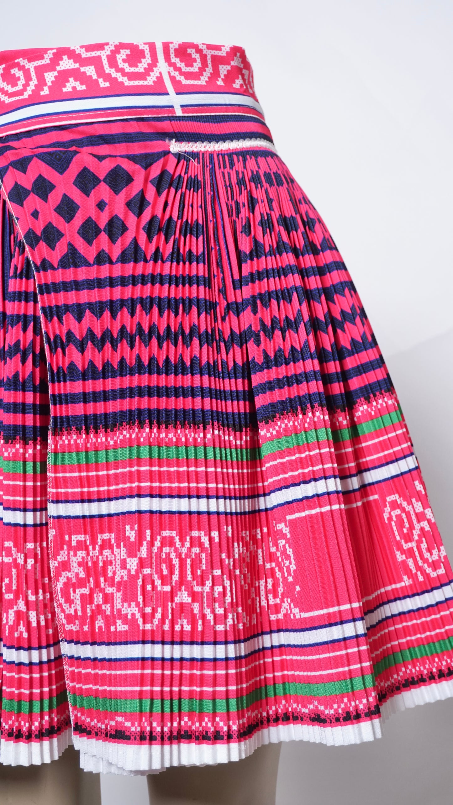 Printed Pink Skirt (40x19)