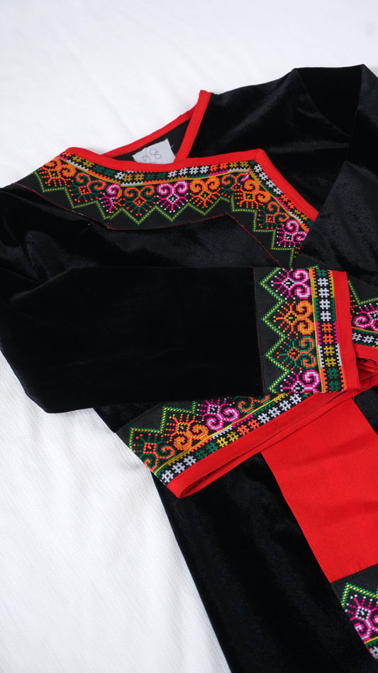 Long Sleeve Orange Trim Qwj