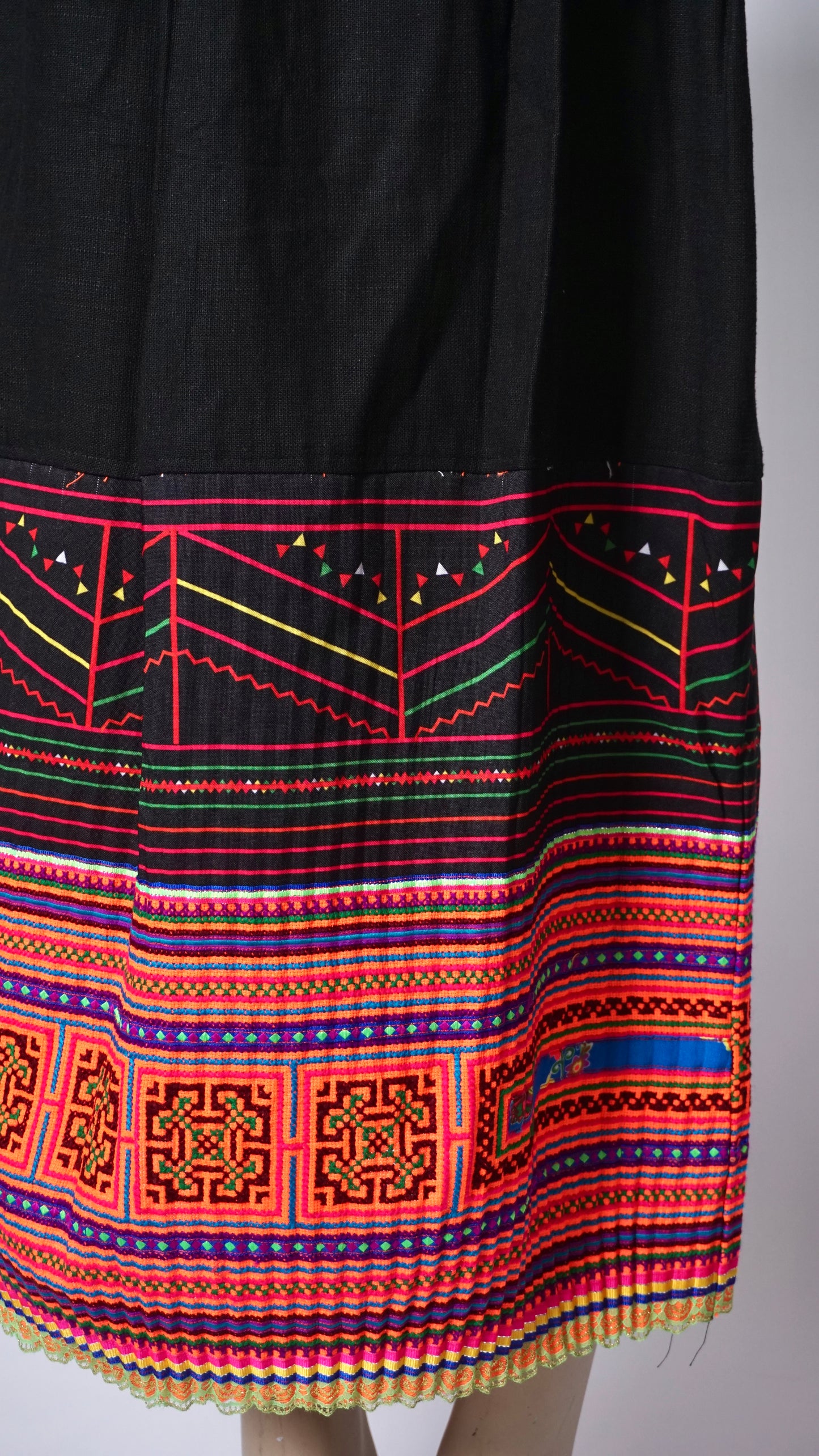Hill Tribe Maxi Dress (26”-28”)