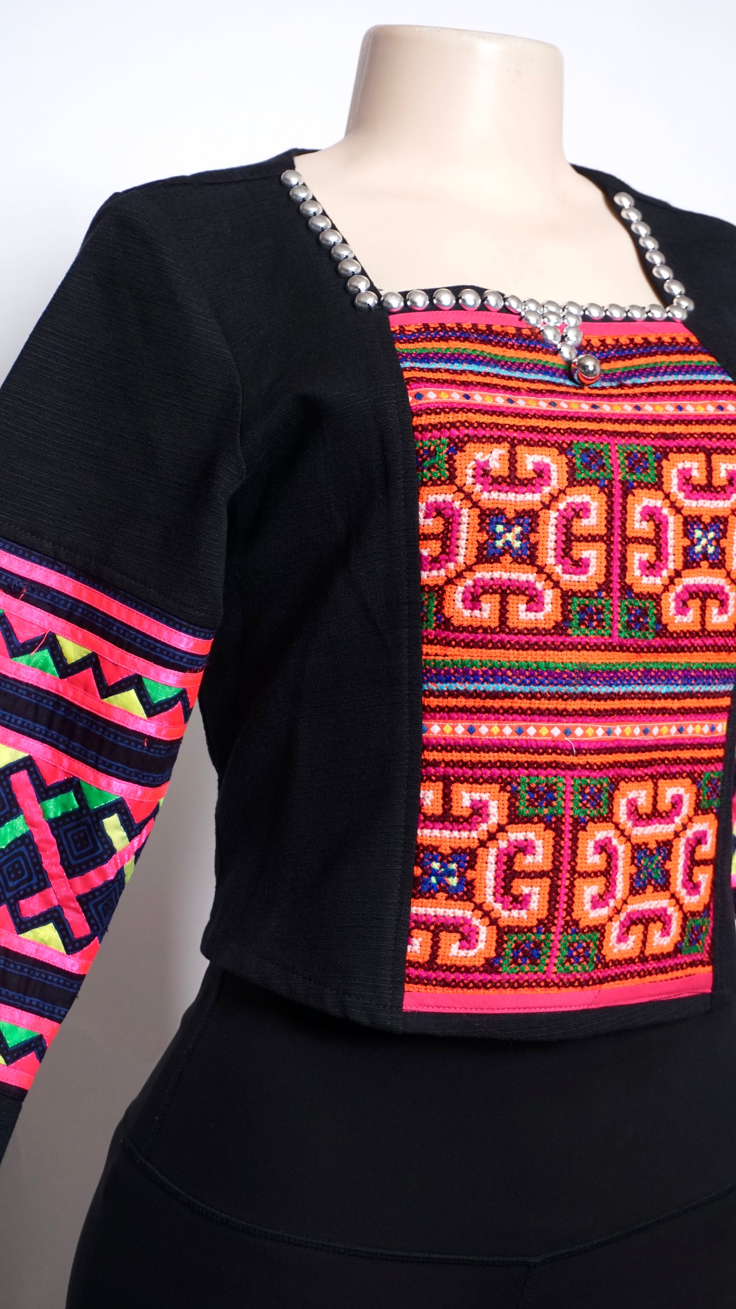 Hill Tribe Top (36")