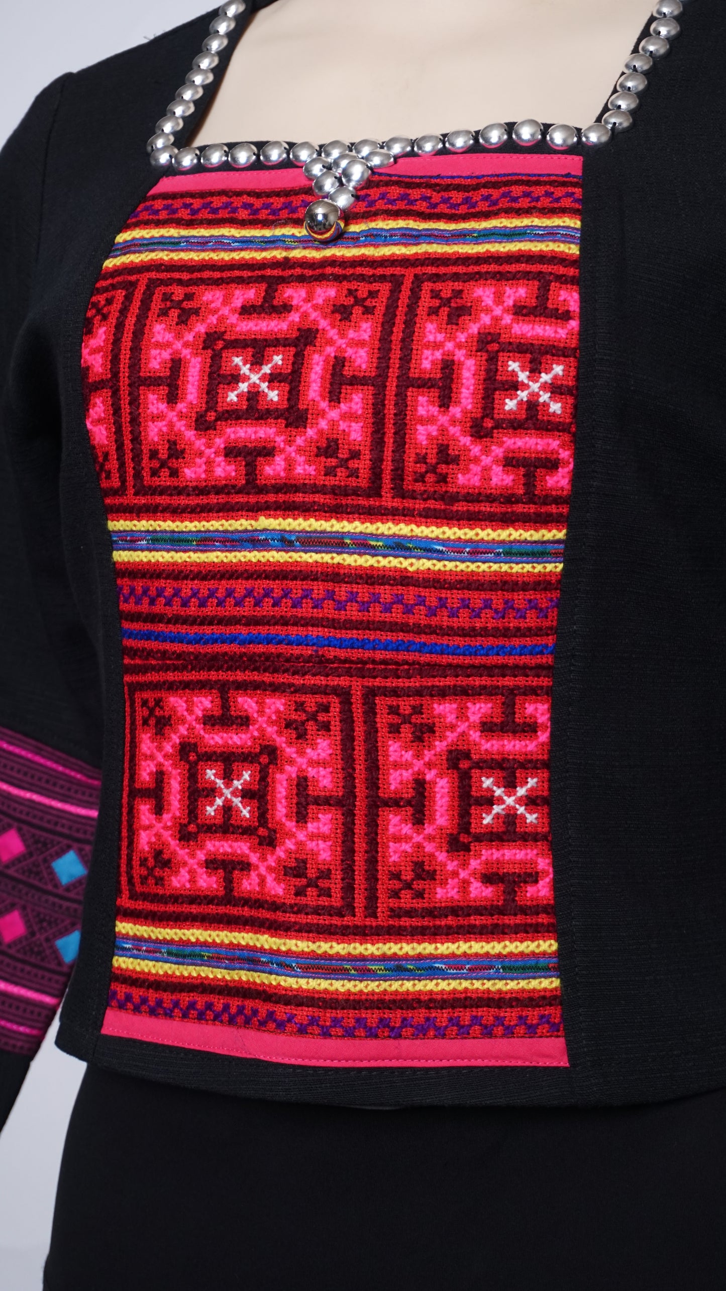 Hill Tribe Top (36")
