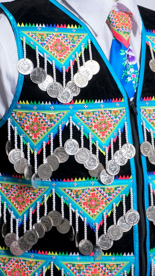 Handmade Pajntaub Mos Money Vest (40")