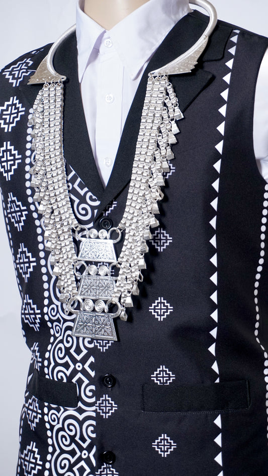 Printed Hmong Vest Qwj-Right