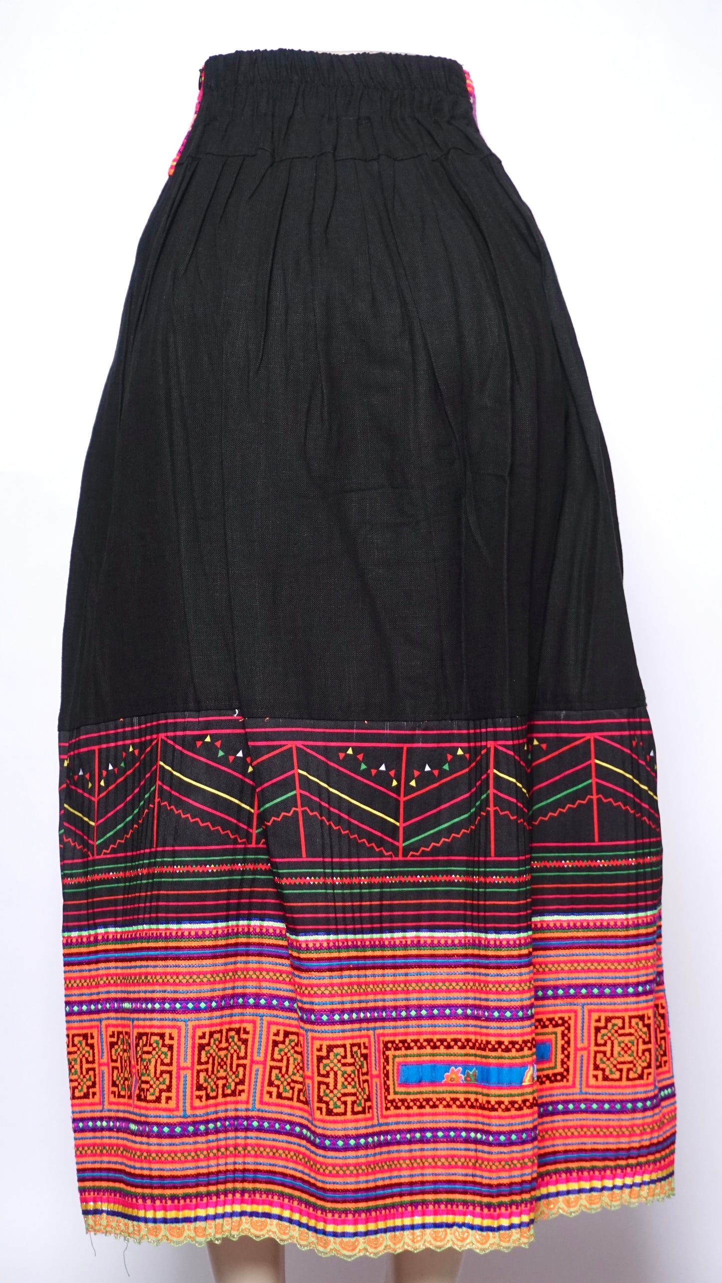 Hill Tribe Maxi Dress (26”-28”)