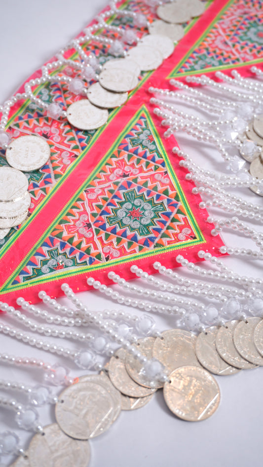 Handmade Pajntaub Mos Hlab (46")