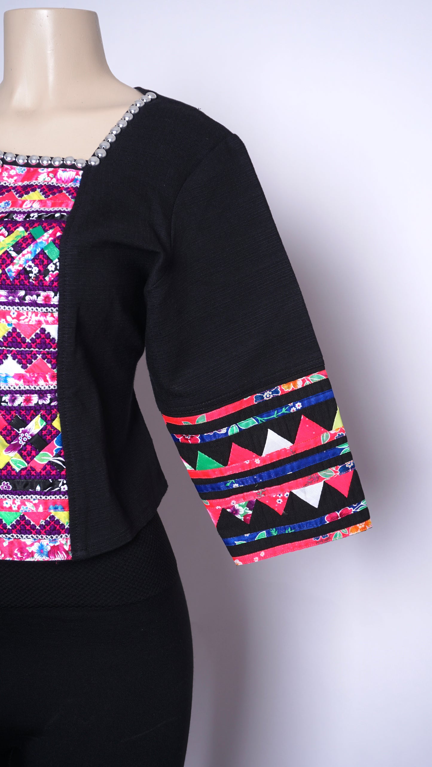 Hill Tribe Top (46")