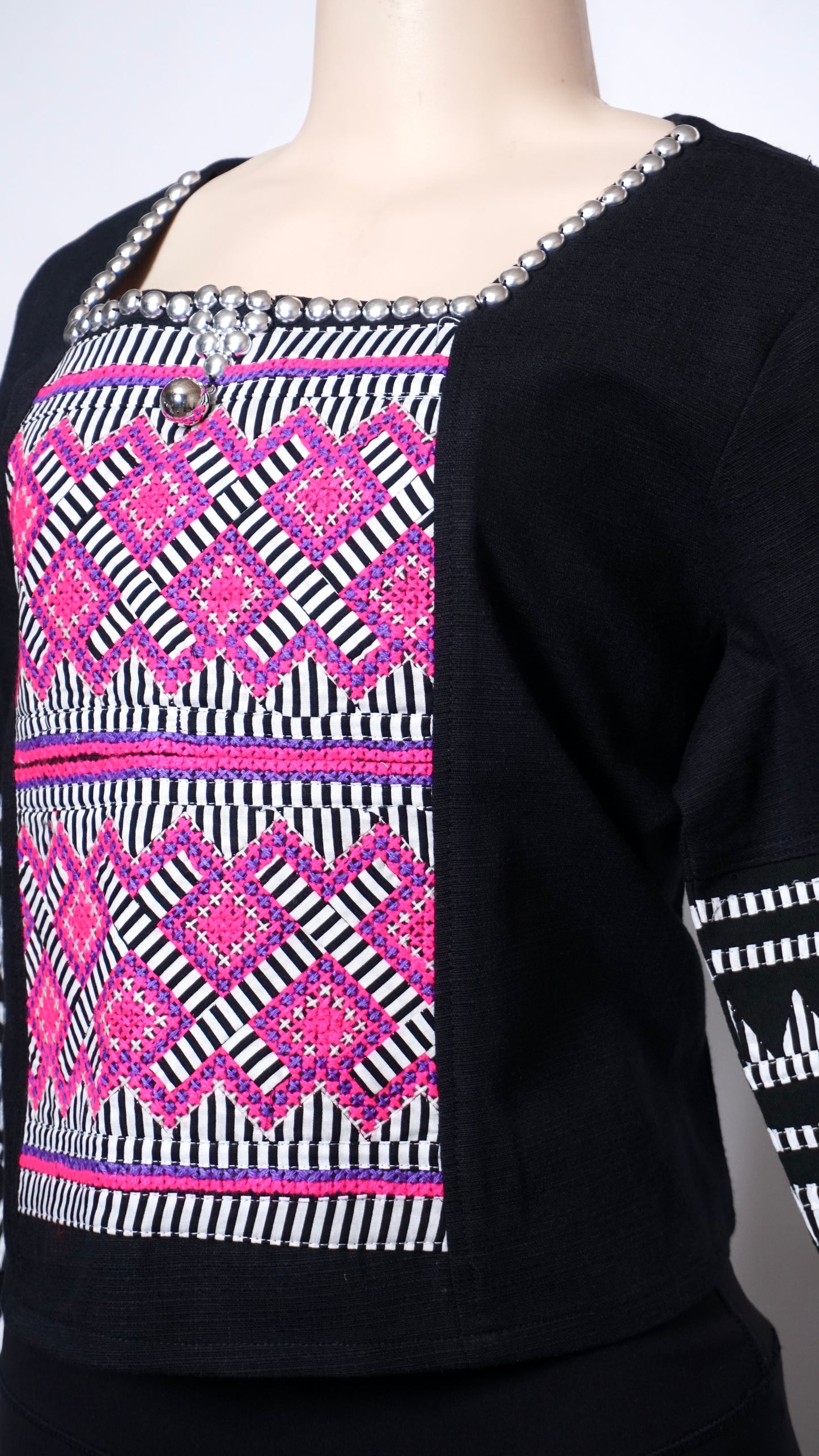 Hill Tribe Top (46")