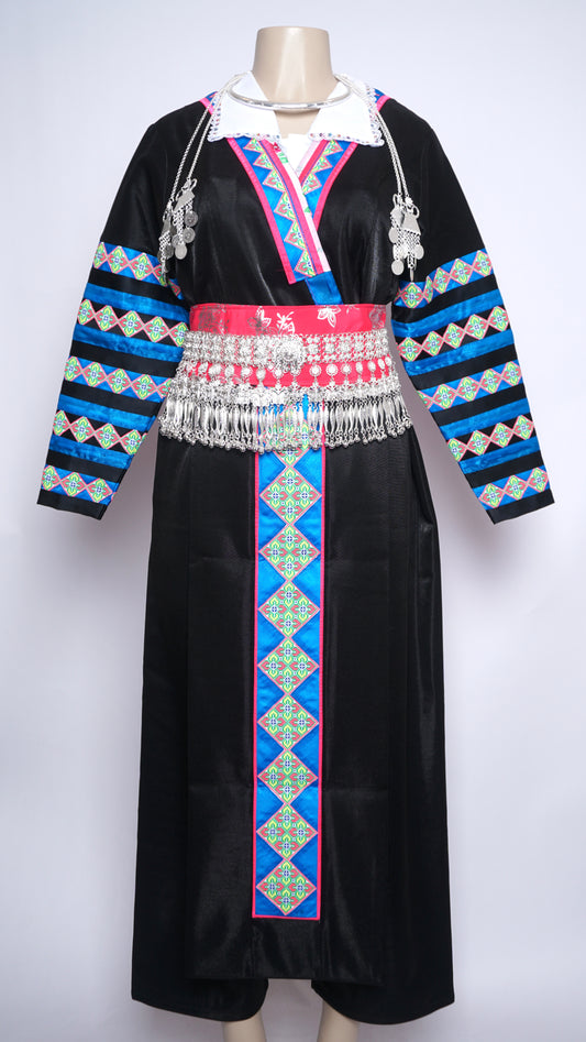 Hmong Txaij Handmade Pajntaub Tawm Laug (42")