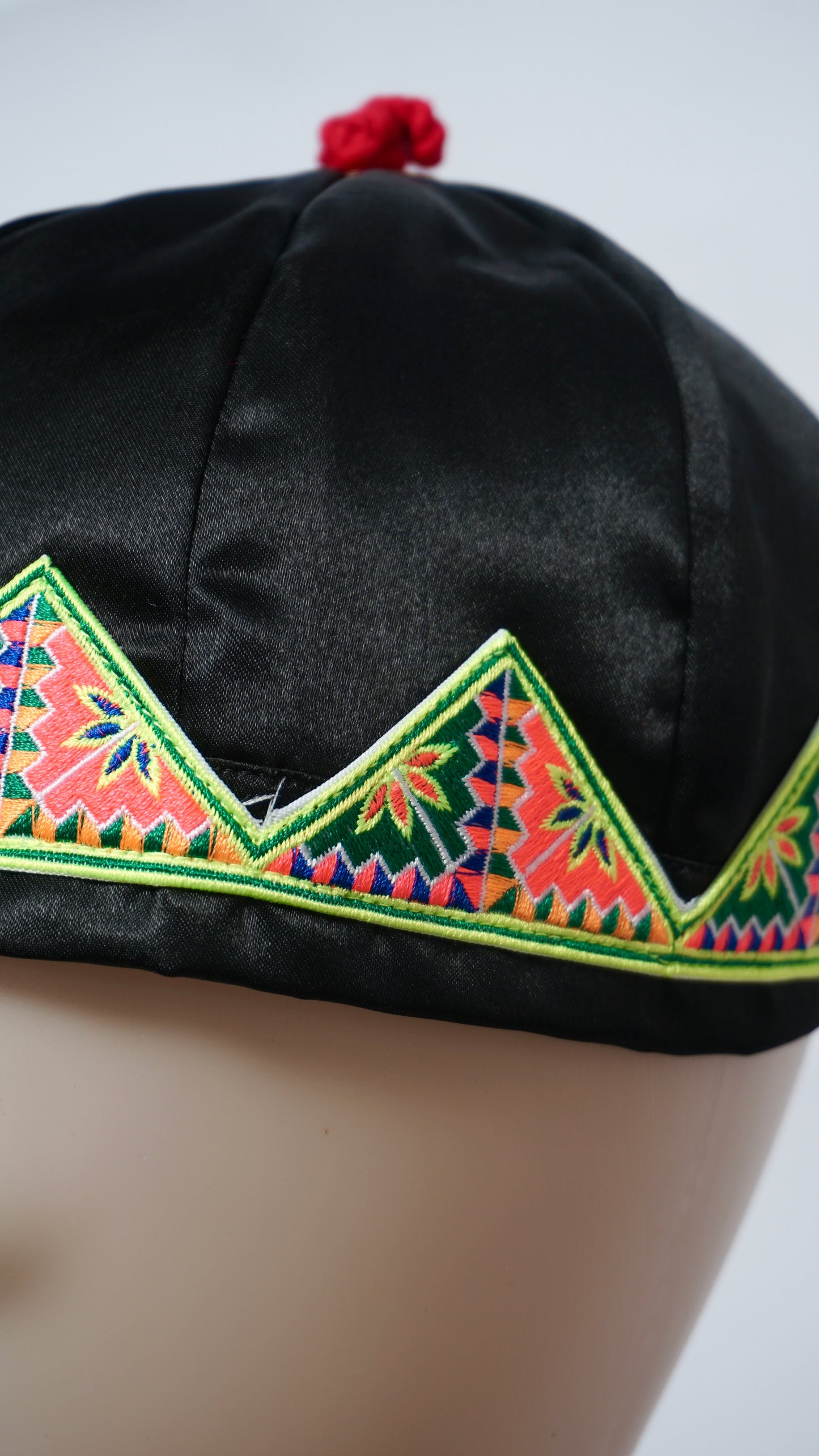 Hmong Hat-Pink/Green Triangle