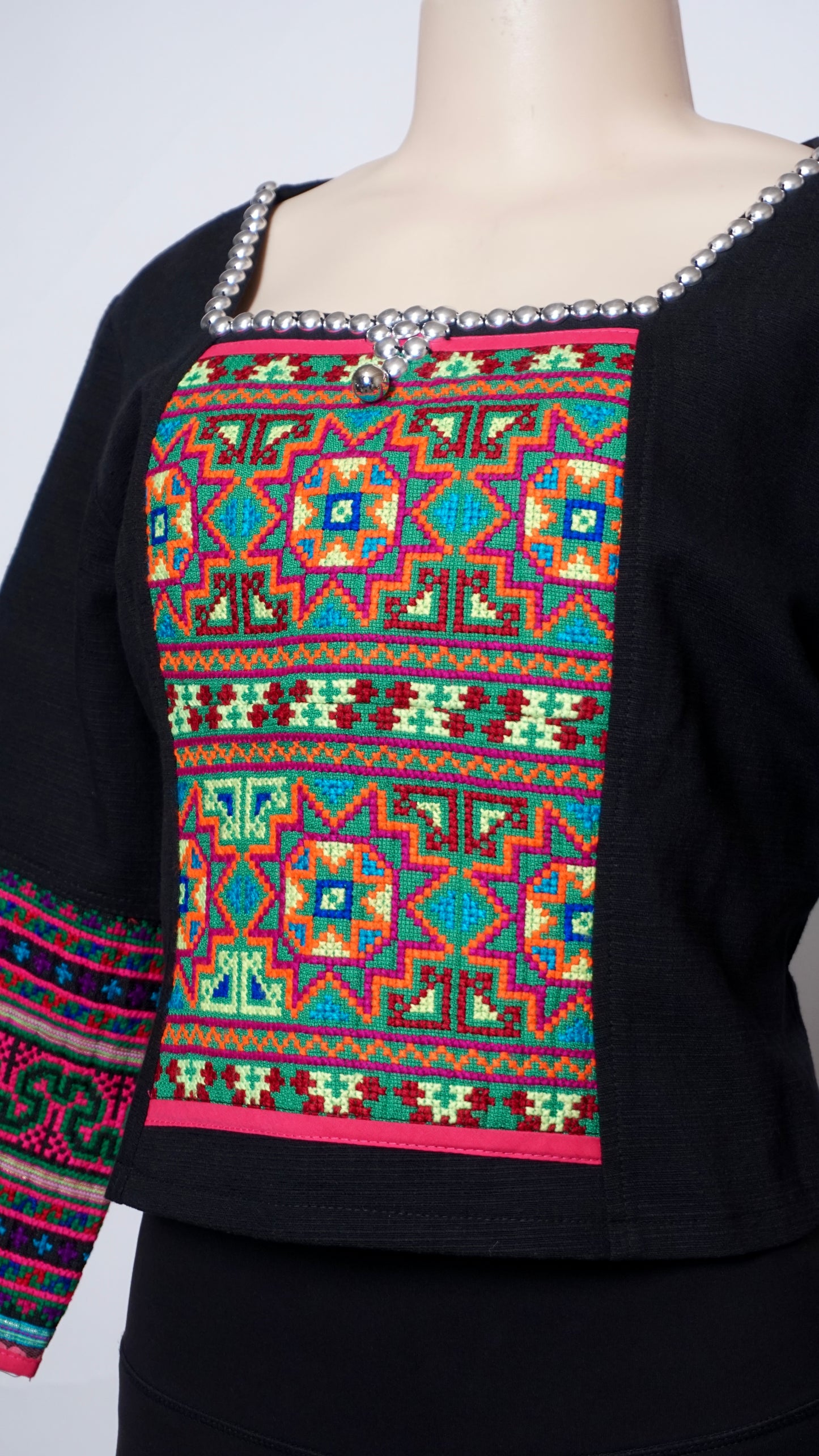 Hill Tribe Top (42")