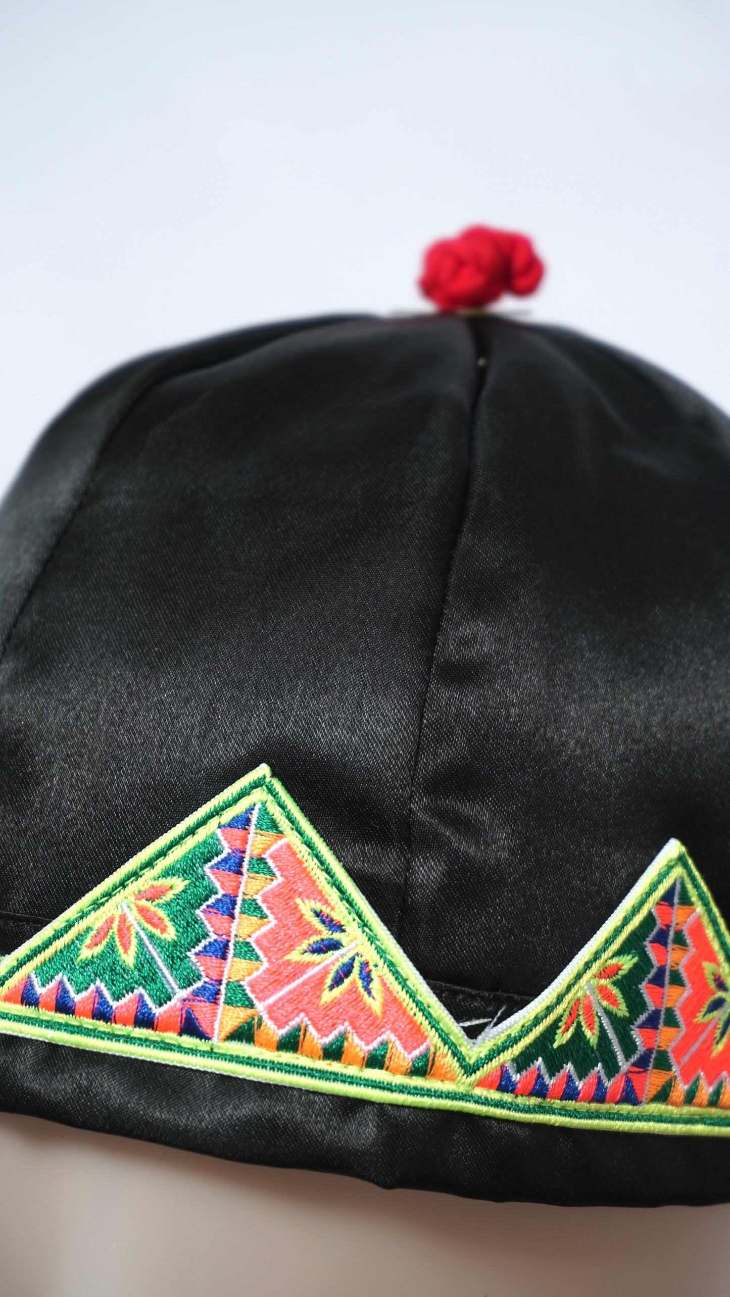 Hmong Hat-Pink/Green Triangle