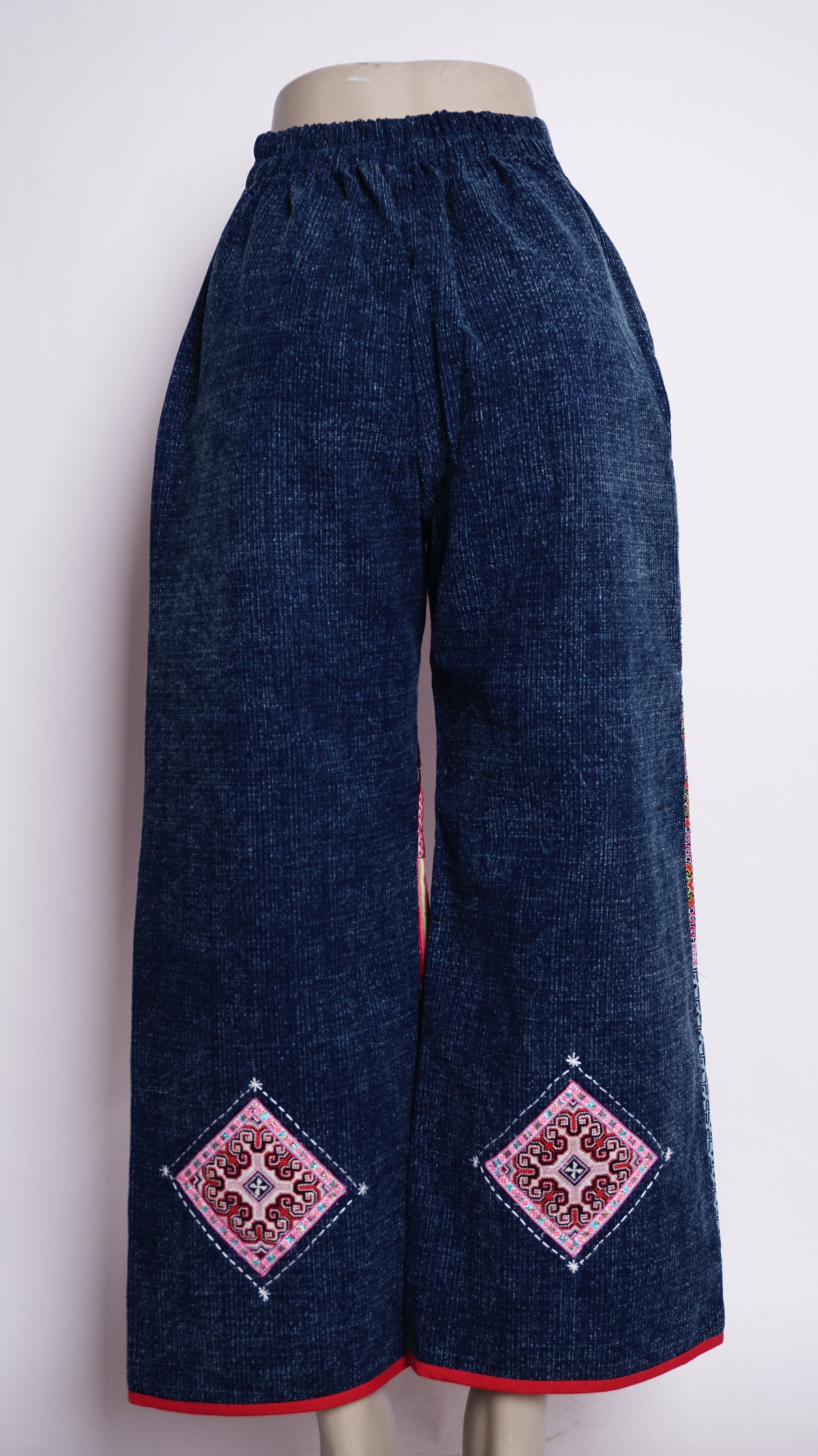 Women Hill Tribe Pants