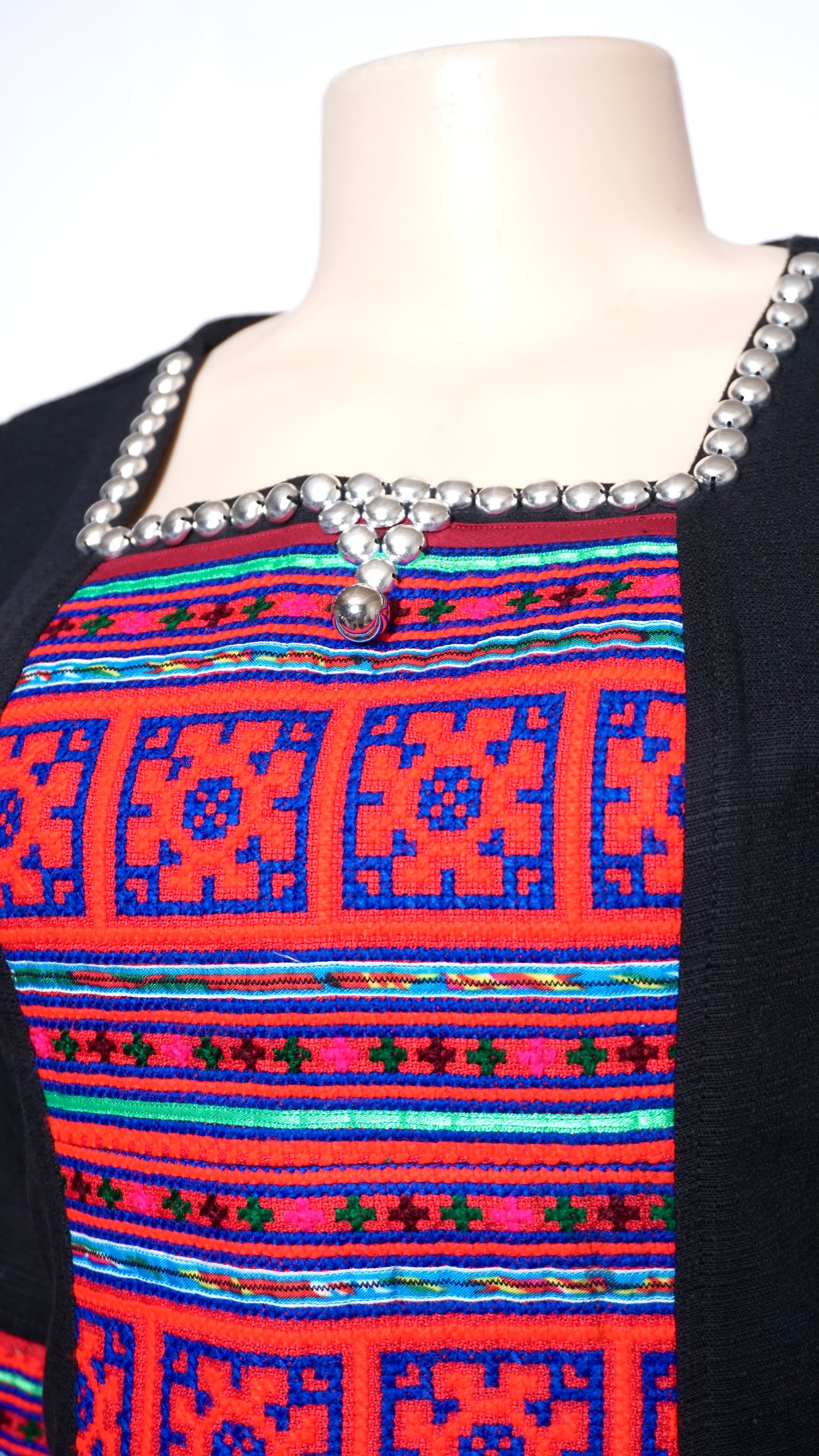Hill Tribe Top (36")