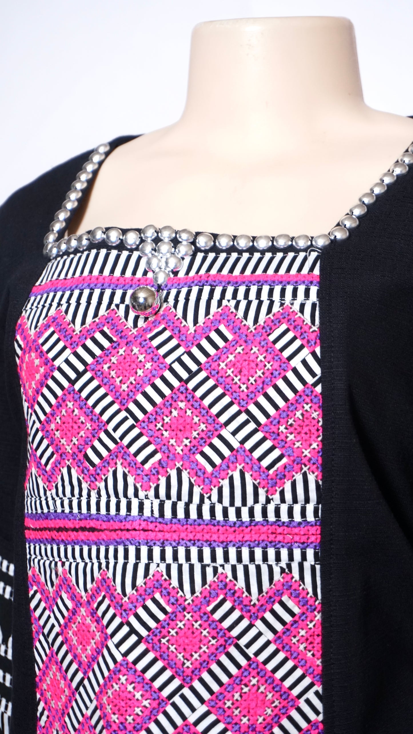 Hill Tribe Top (46")