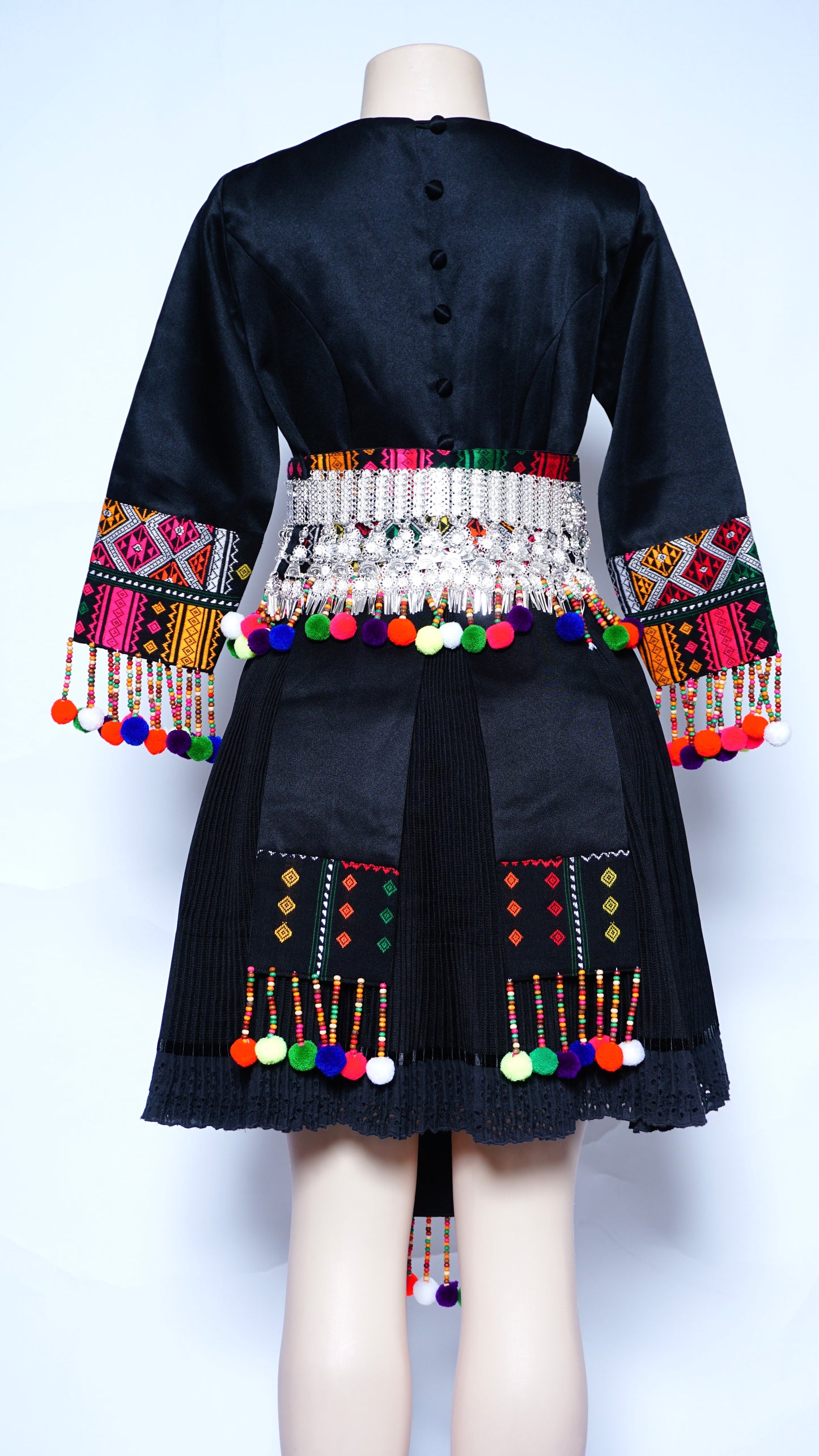 Phuam Paj Outfit (36")