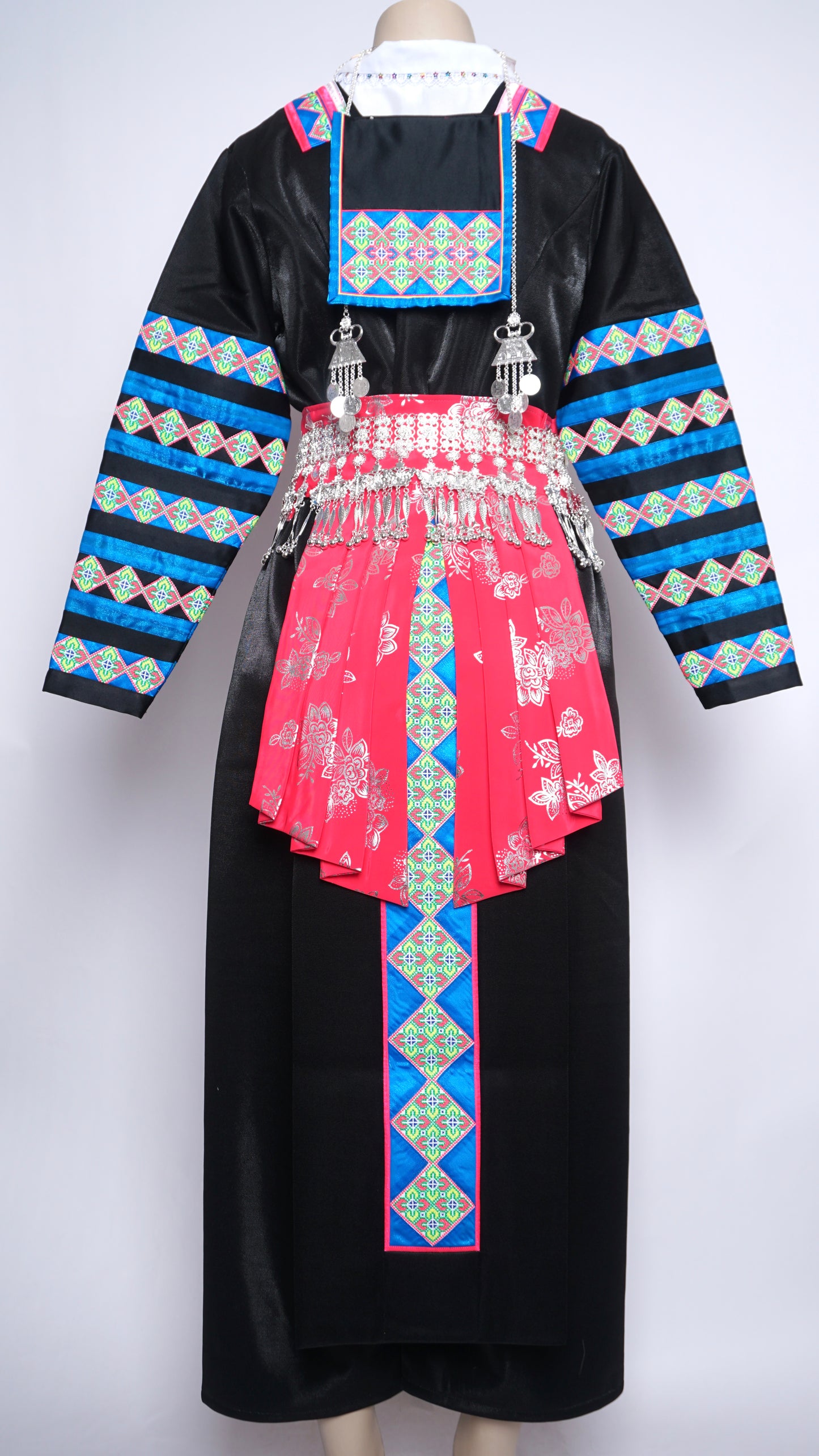Hmong Txaij Handmade Pajntaub Tawm Laug (42")