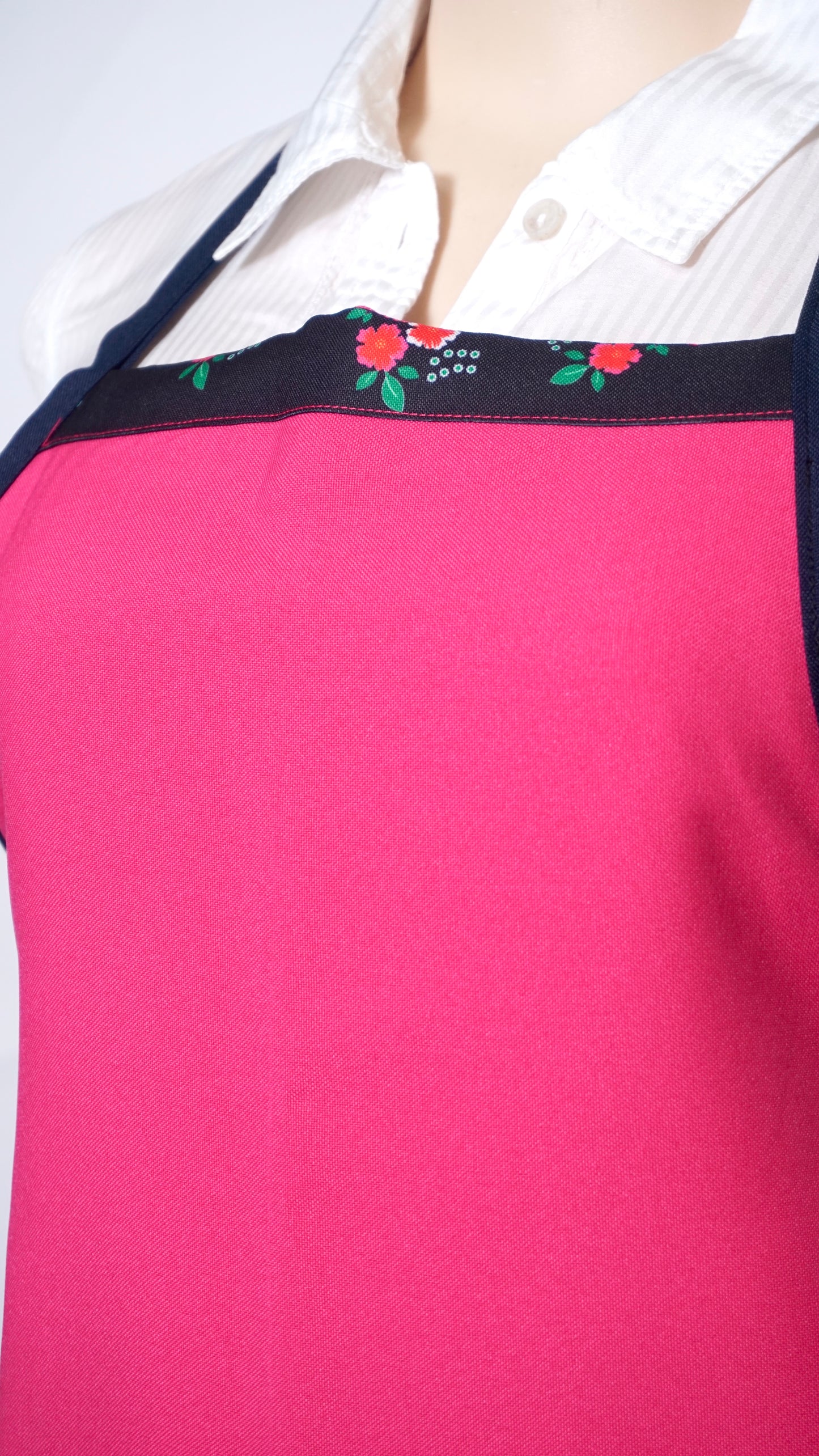 Apron-Pink