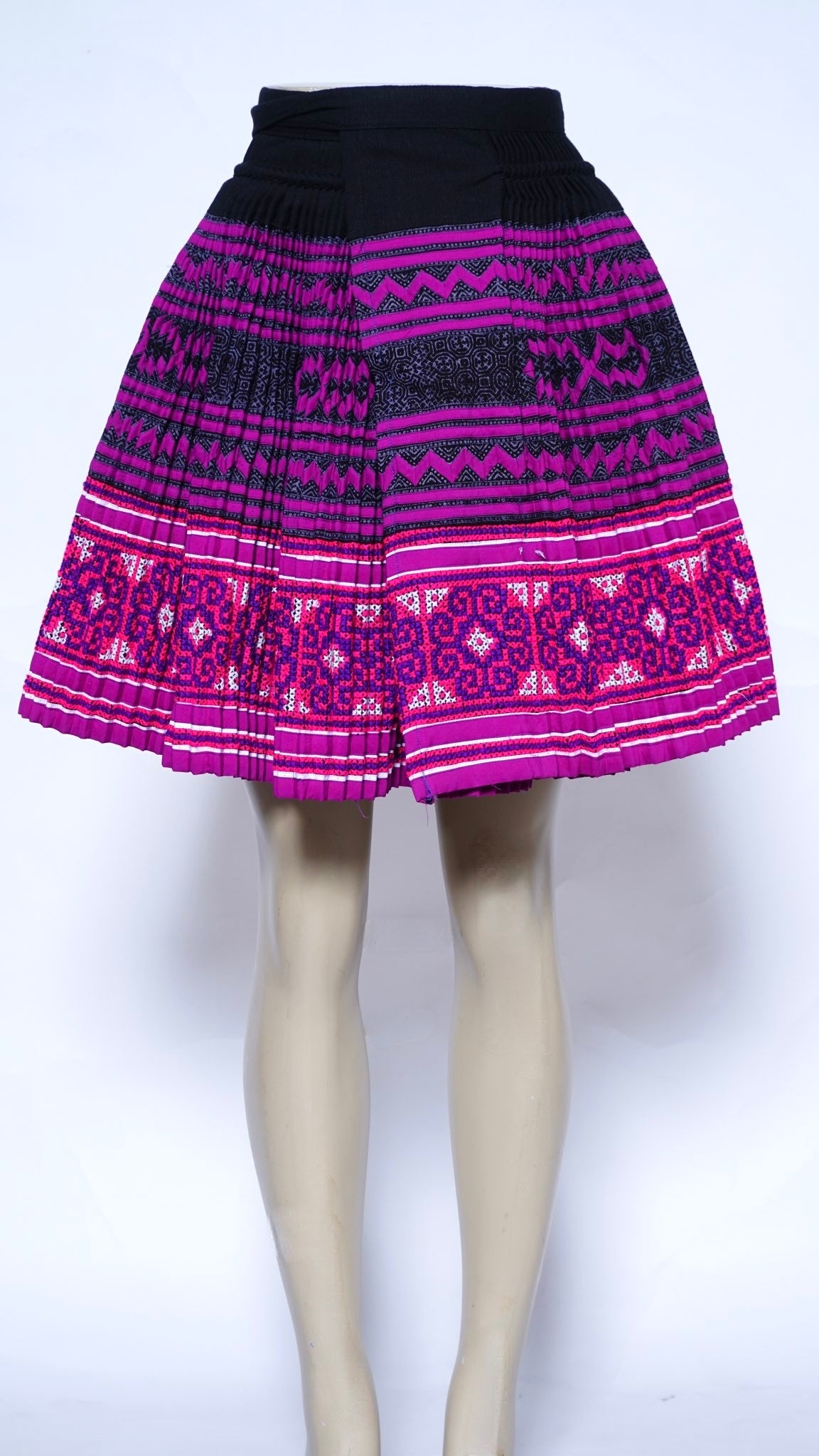Hill Tribe Handmade Wrapped Skirt (40x20)