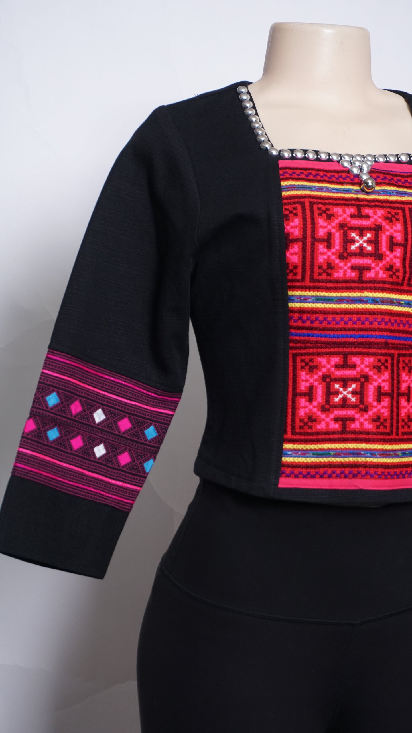 Hill Tribe Top (36")