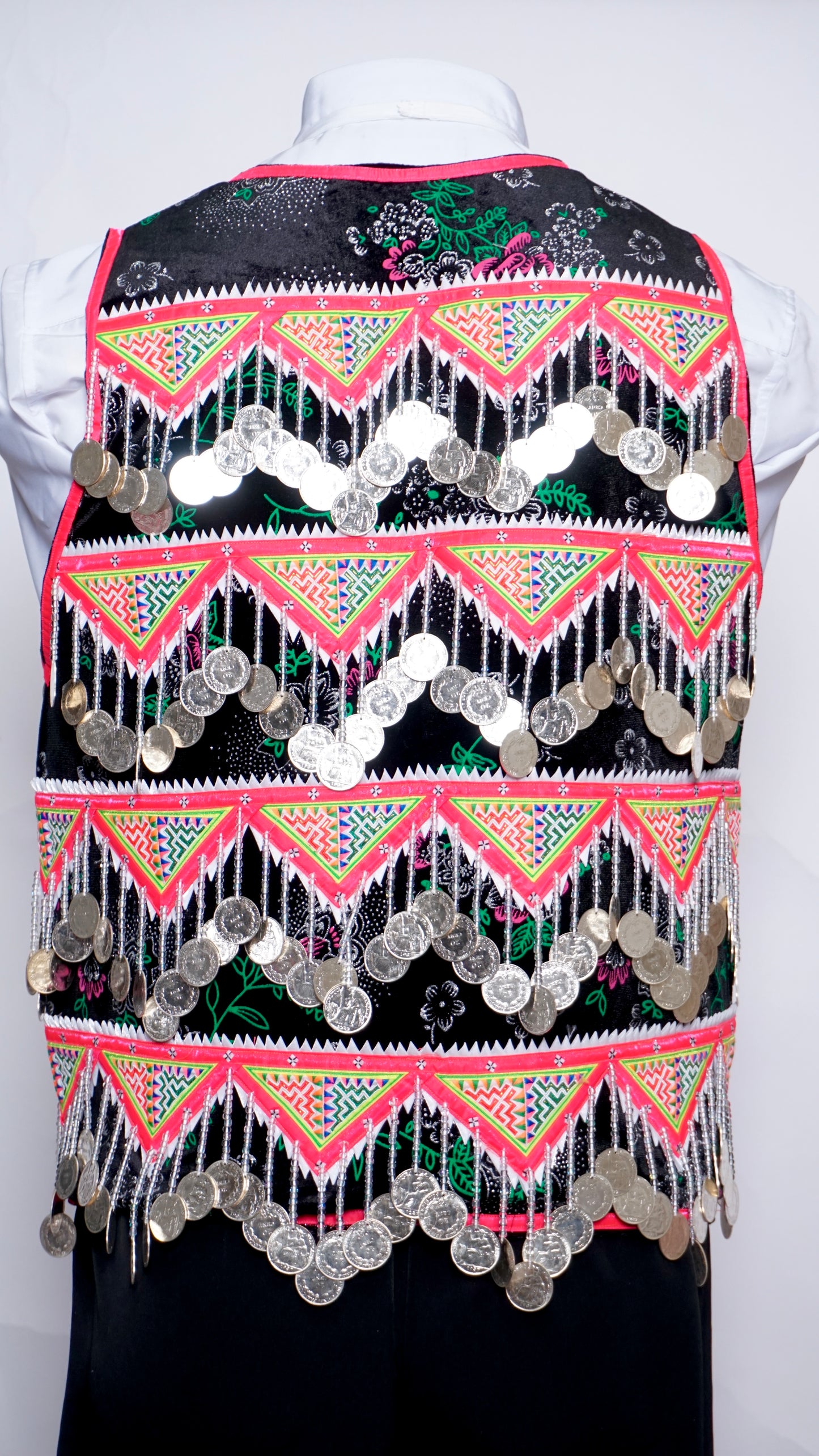 Handmade Pajntaub Mos Money Vest (42")