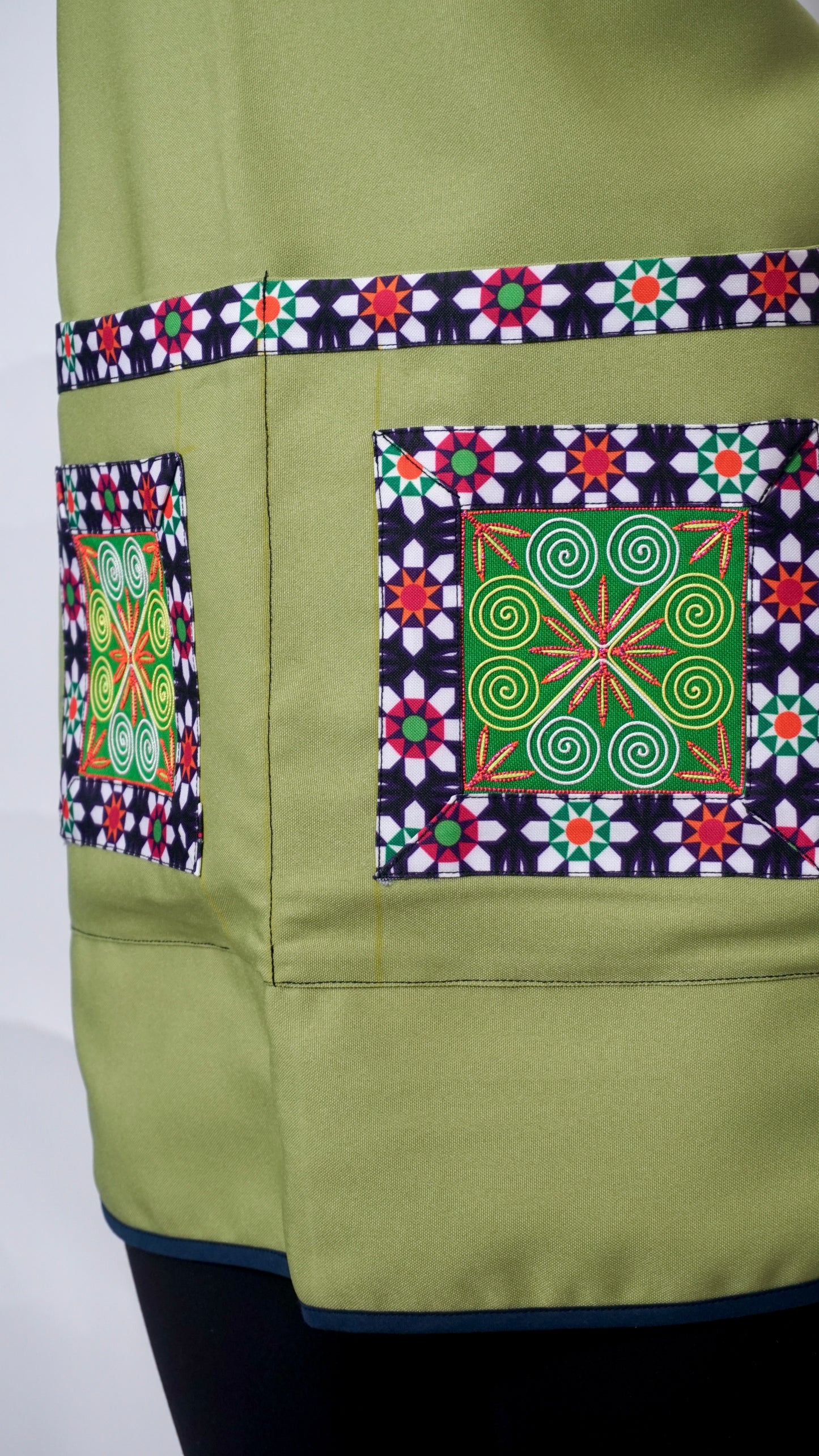 Apron-Moss Green
