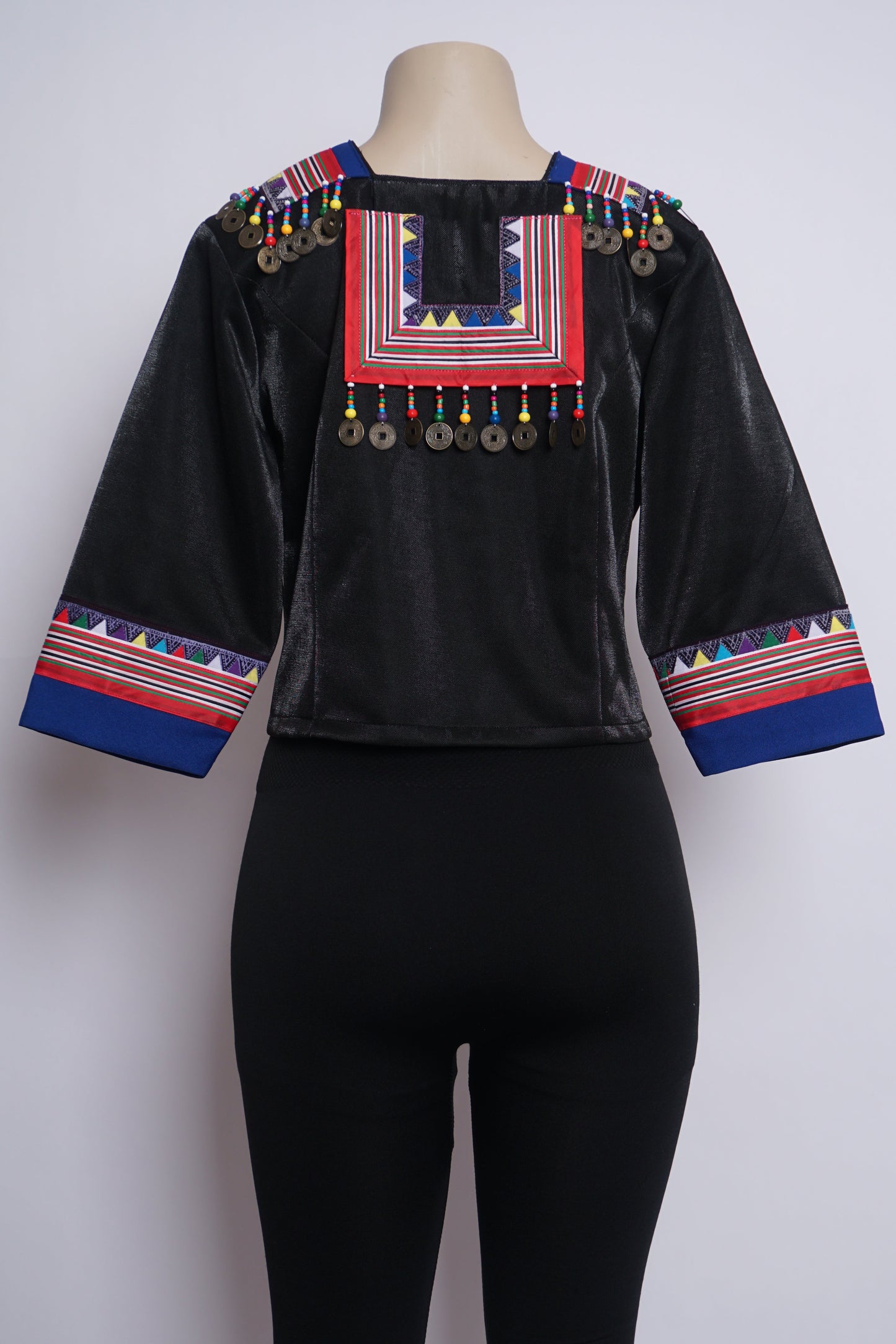 Hmong Leeg Crop Top (42")