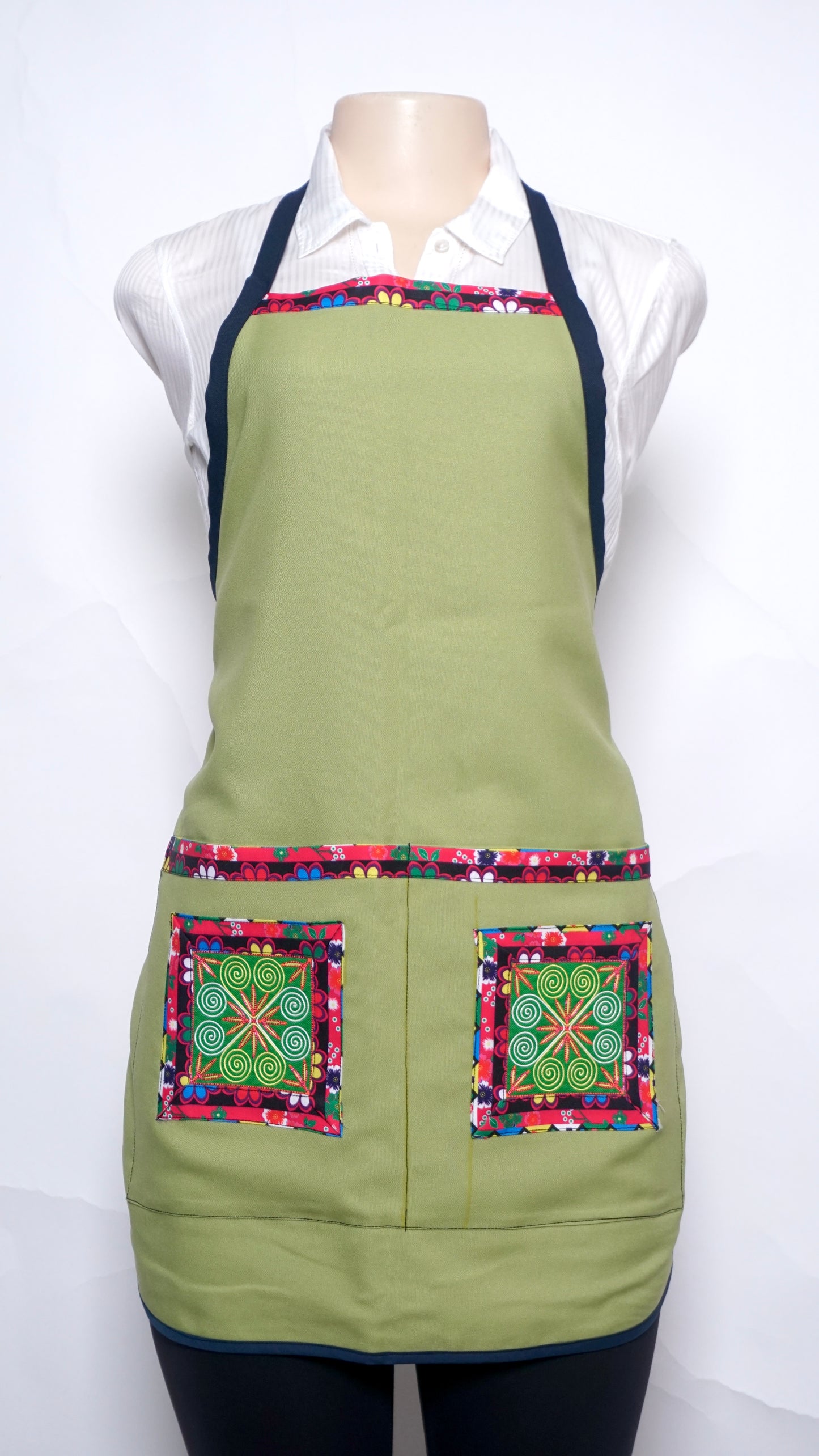 Apron-Moss Green