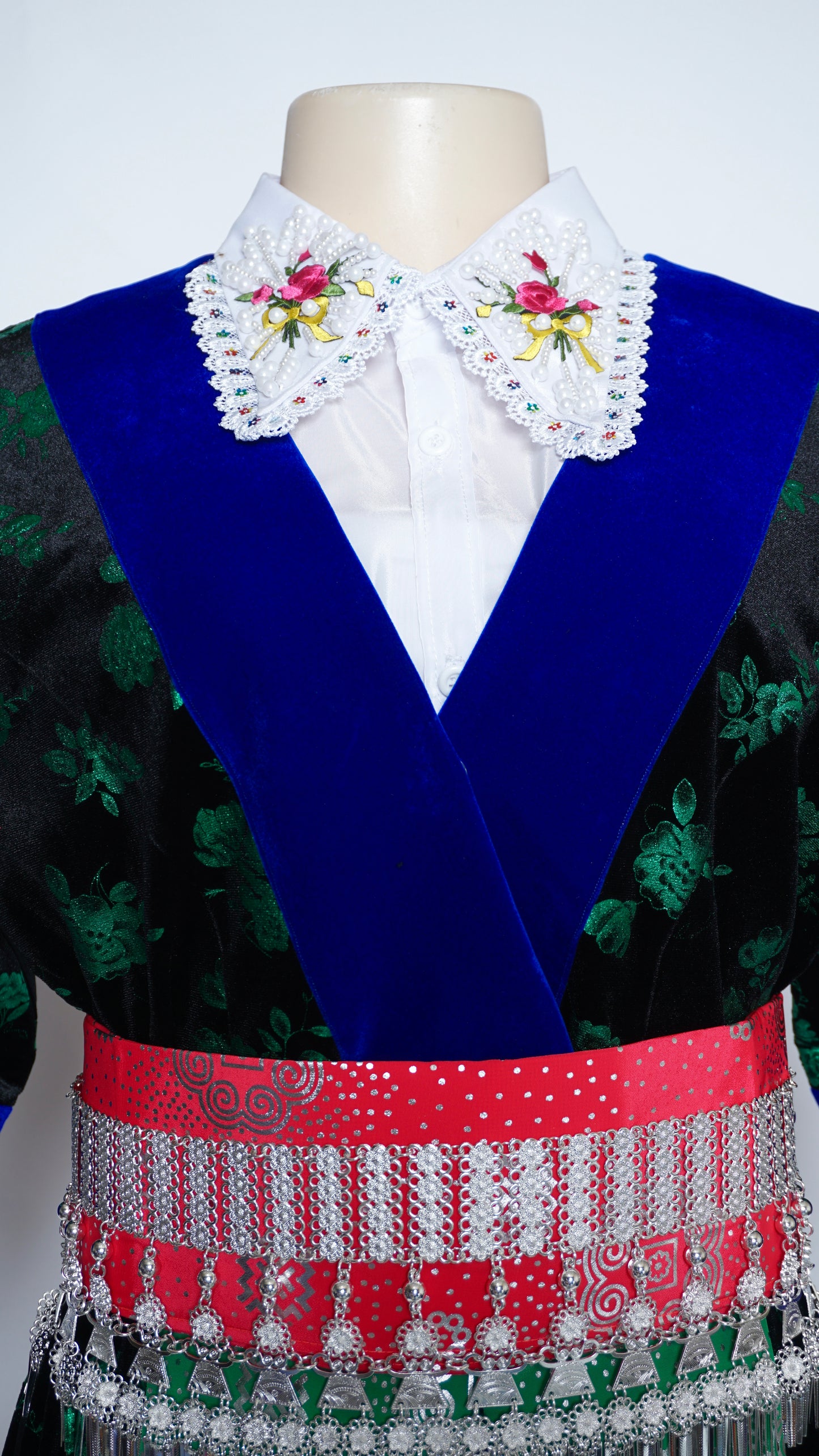 Hmong Xeev Green Floral Velvet (44")