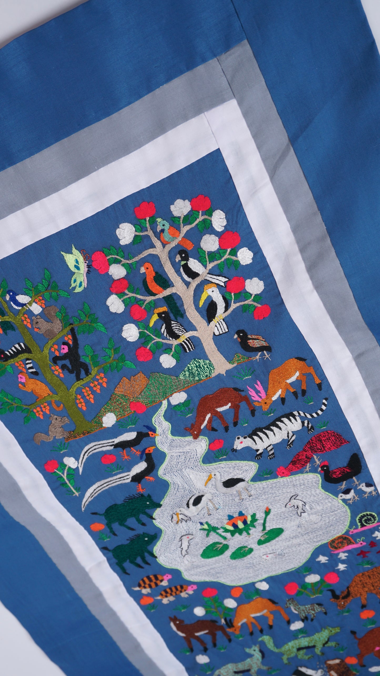 Wildlife Jungle Hmong Story Cloth