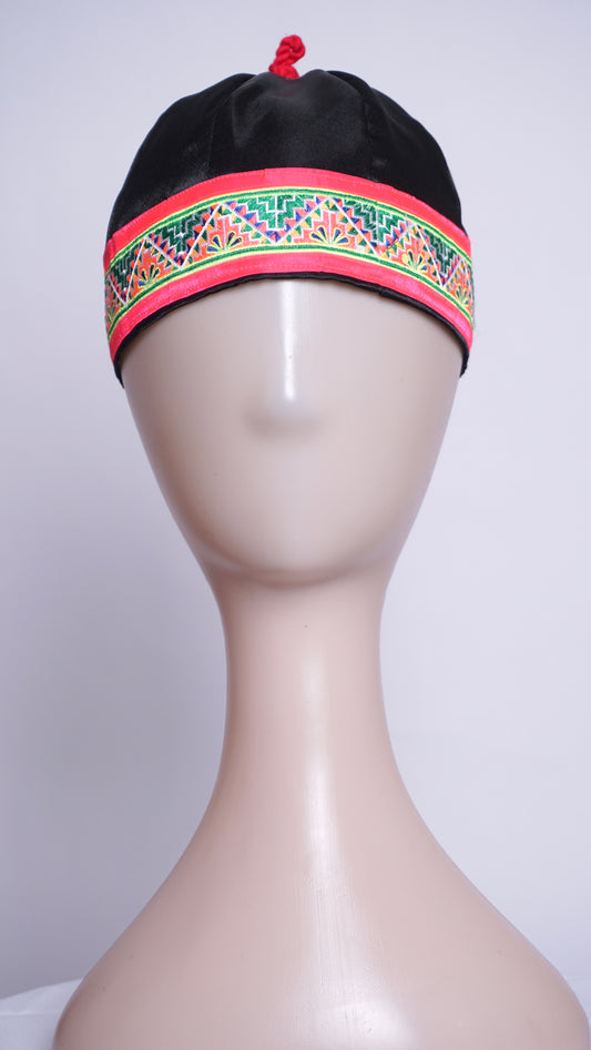 Hmong Hat-Pink Trim Triangle Pattern