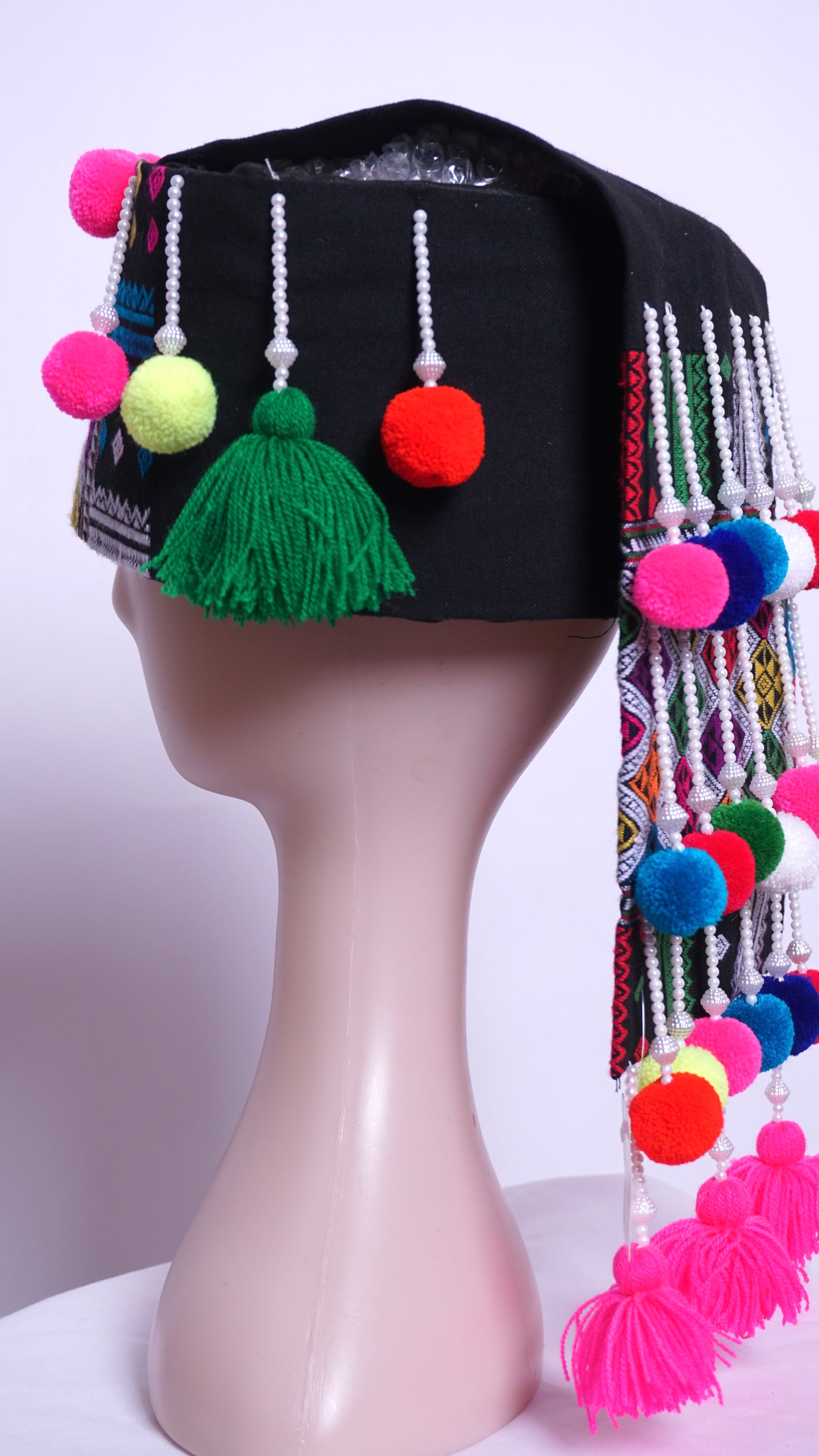Phuam Paj Pom Pom (23")