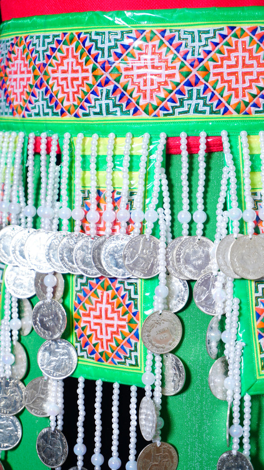 Handmade Pajntaub Mos (44")