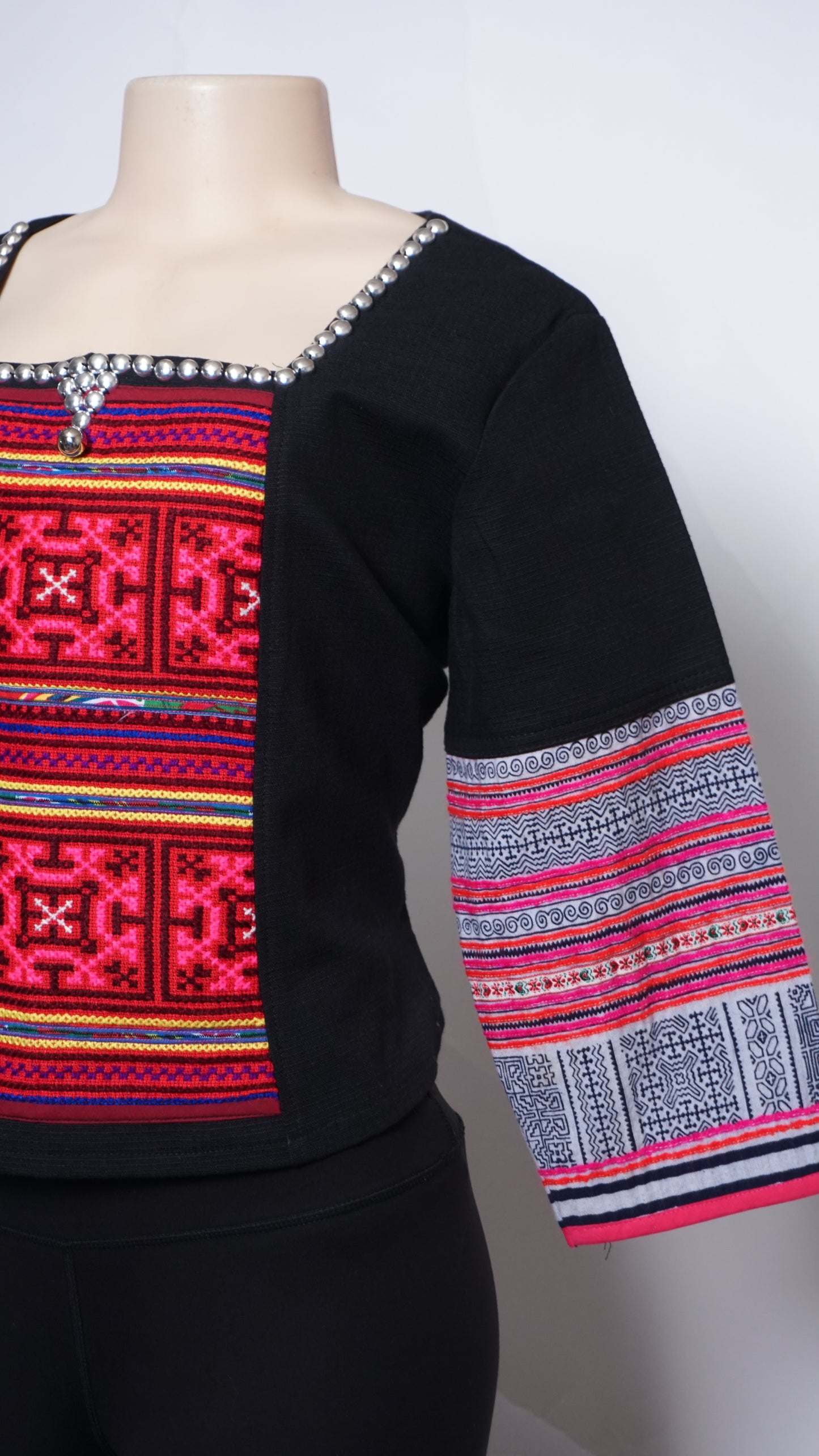 Hill Tribe Top (44")