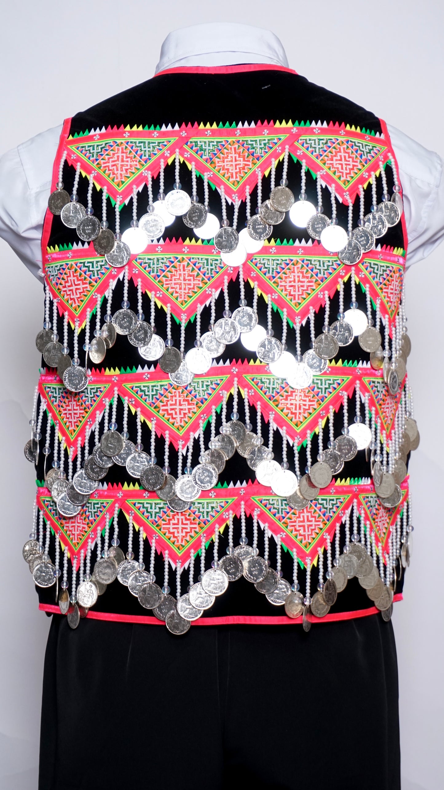 Handmade Pajntaub Mos Money Vest (40")