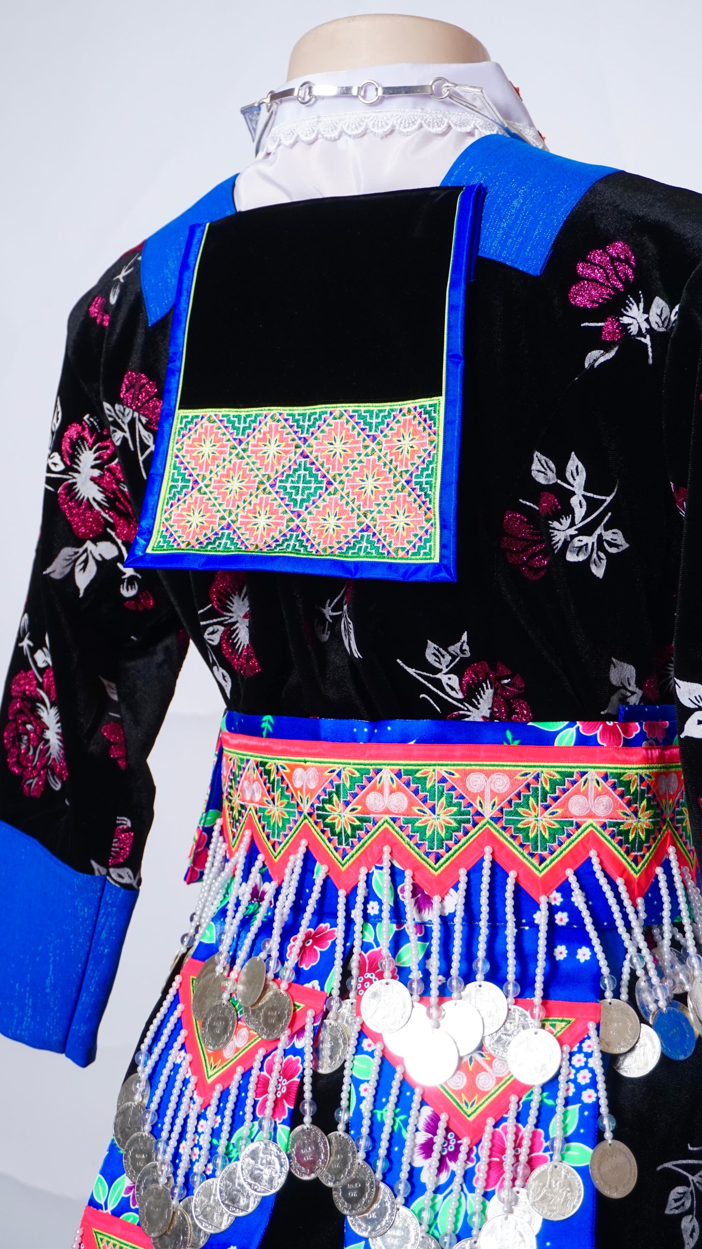 Hmong Nplooj Sev Pink Floral-Blue
