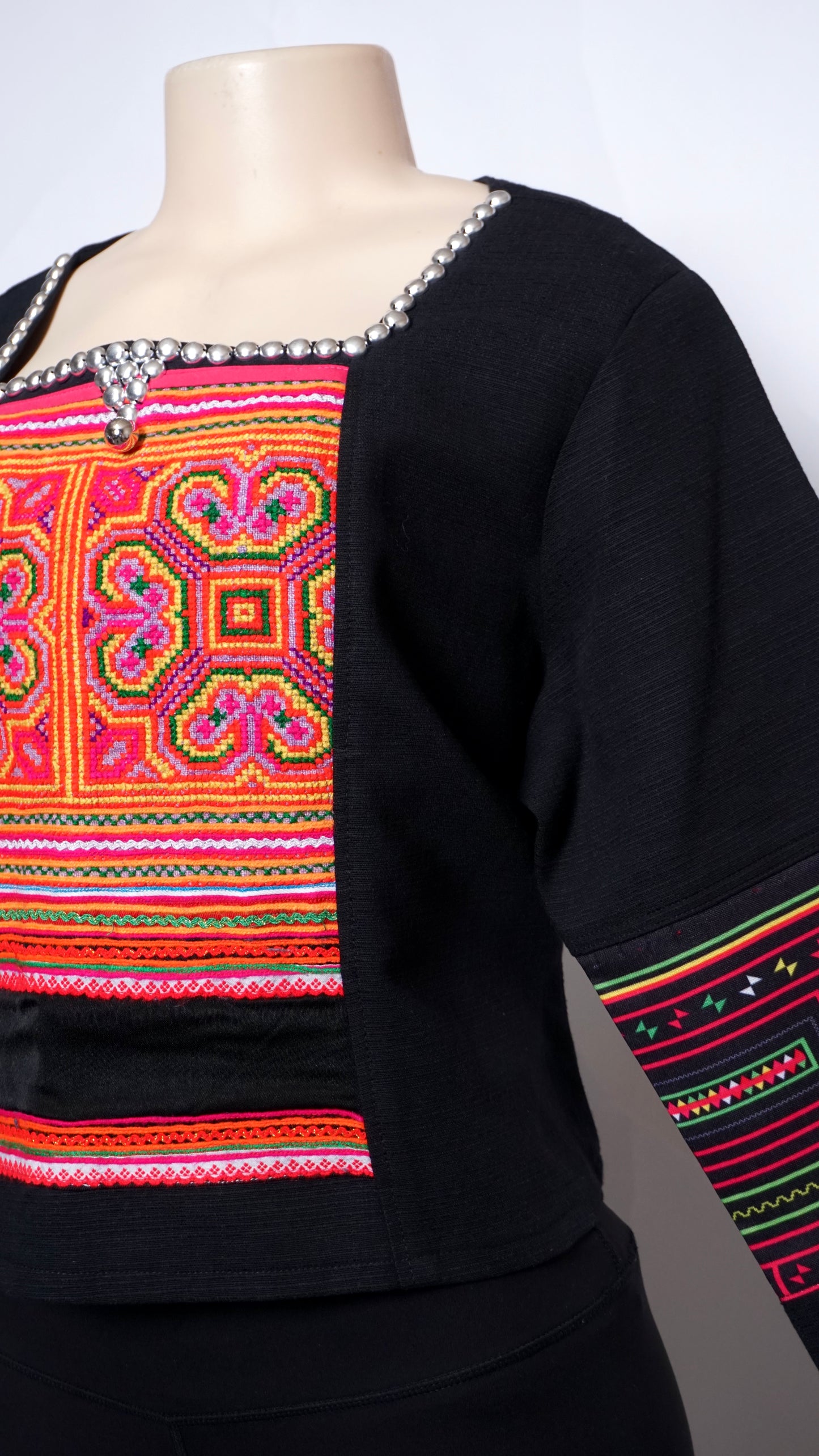 Hill Tribe Top (46")