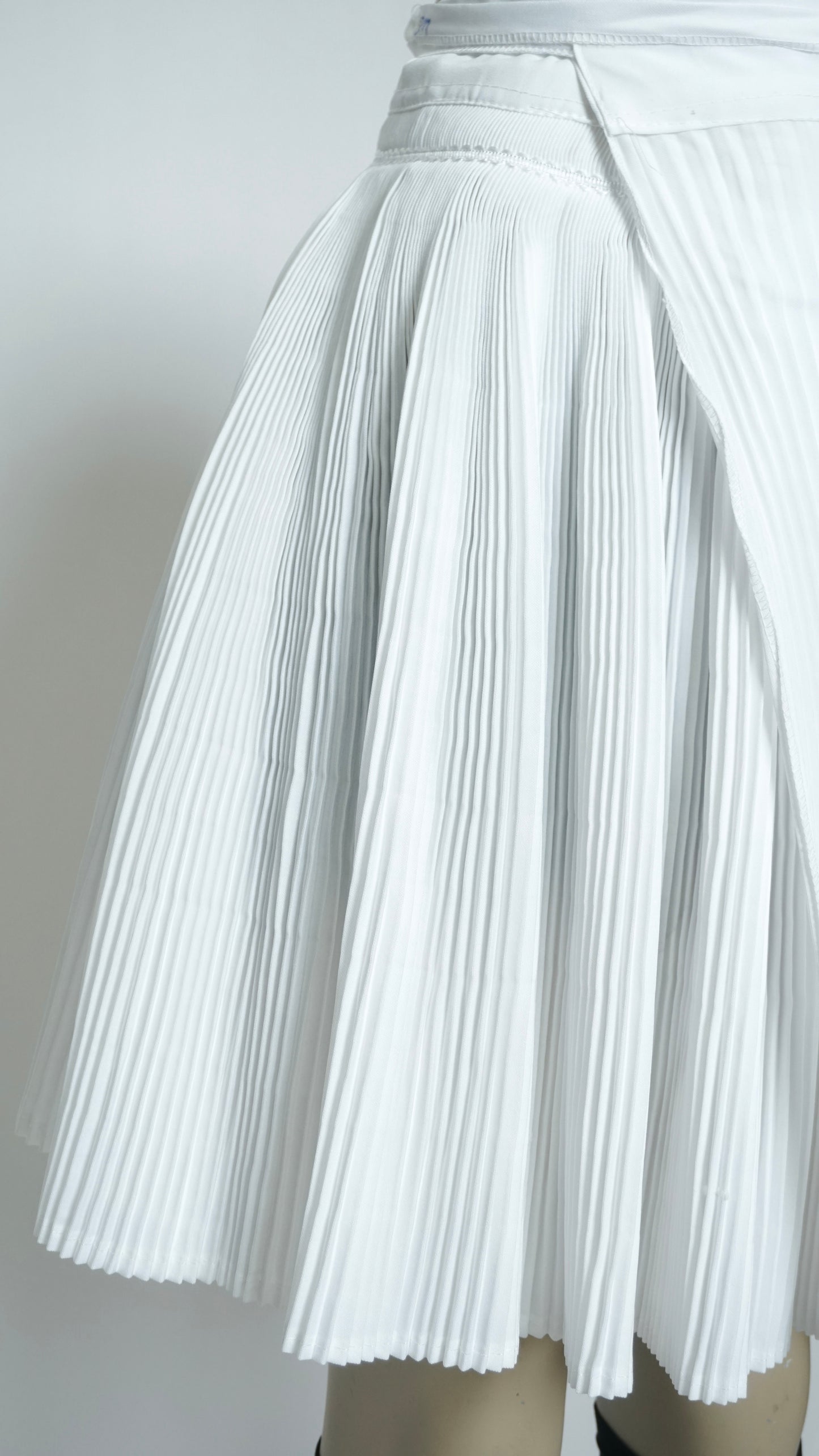 Wrapped Traditional White Skirt (50x18)