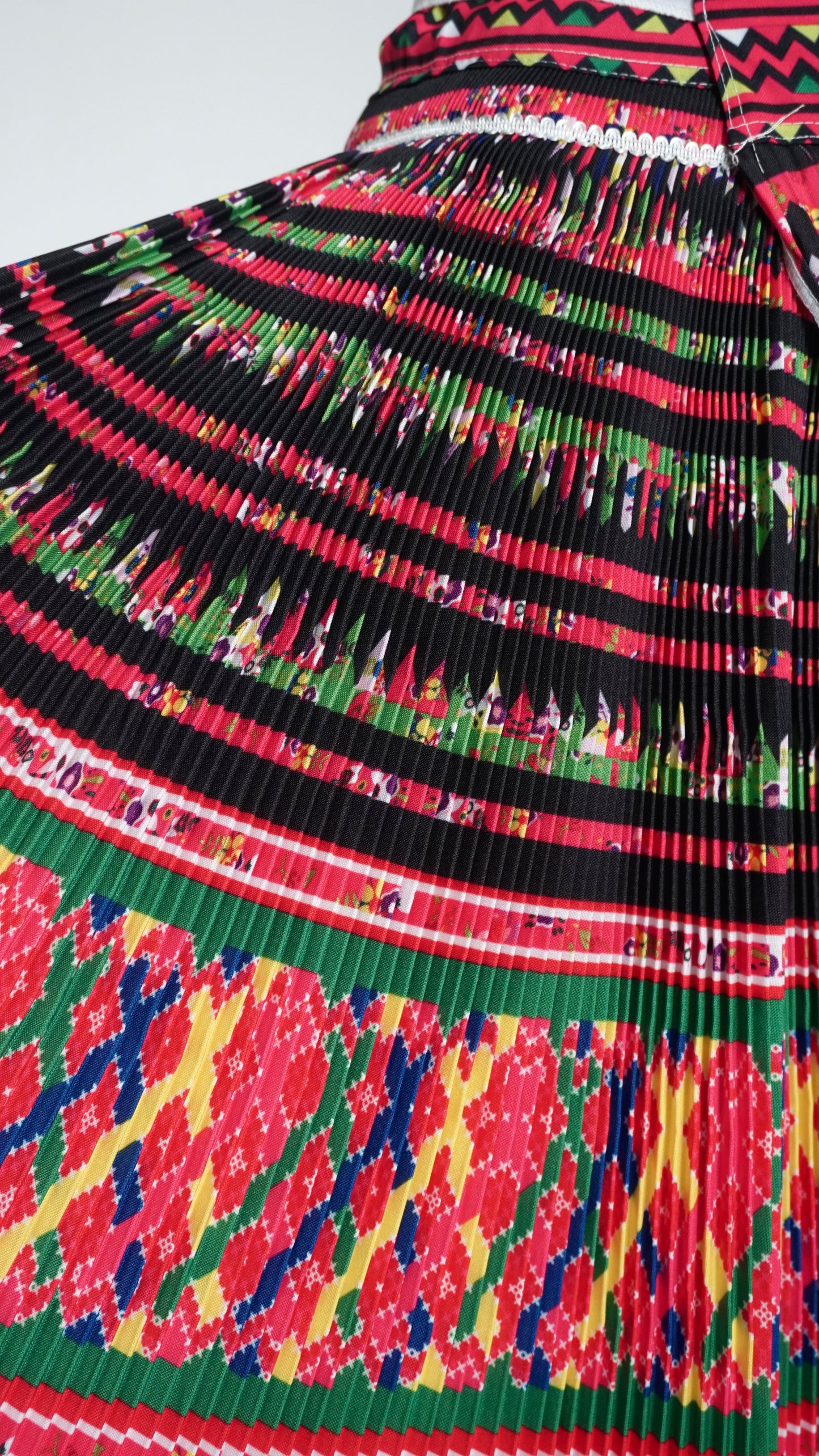 Printed X Floral Patterns Skirt