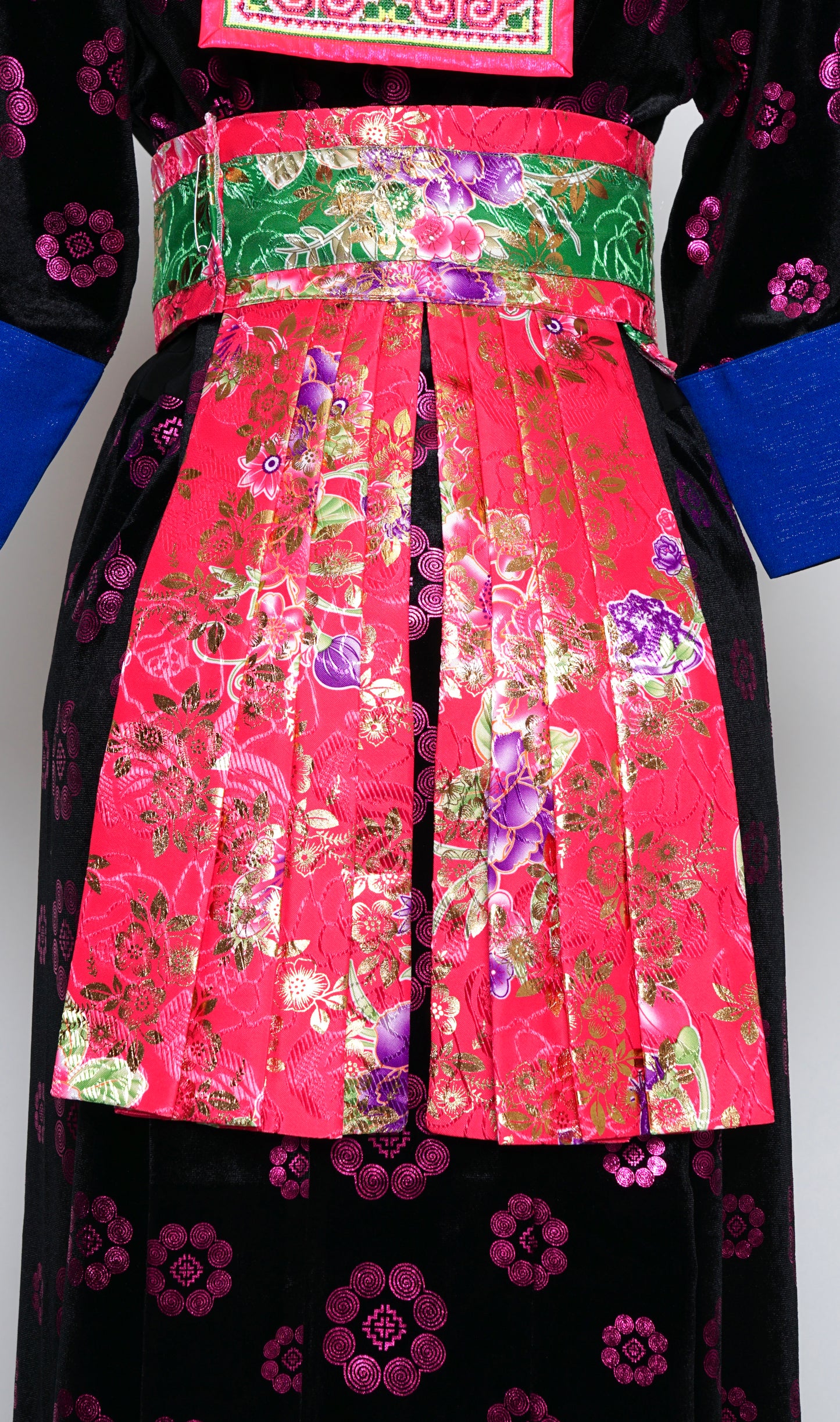 2 Piece Hlab Siv- Green Pink Chinese Floral