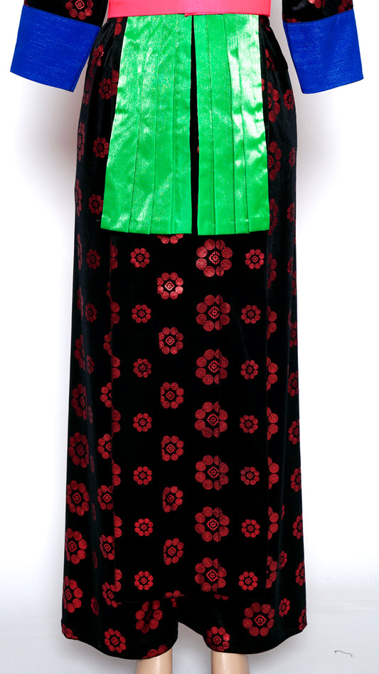 Hmong Xeev Qwj Red Velvet (36)