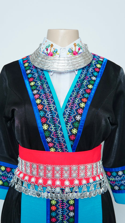 Hmong Nplooj Sev Pajntaub Light Blue