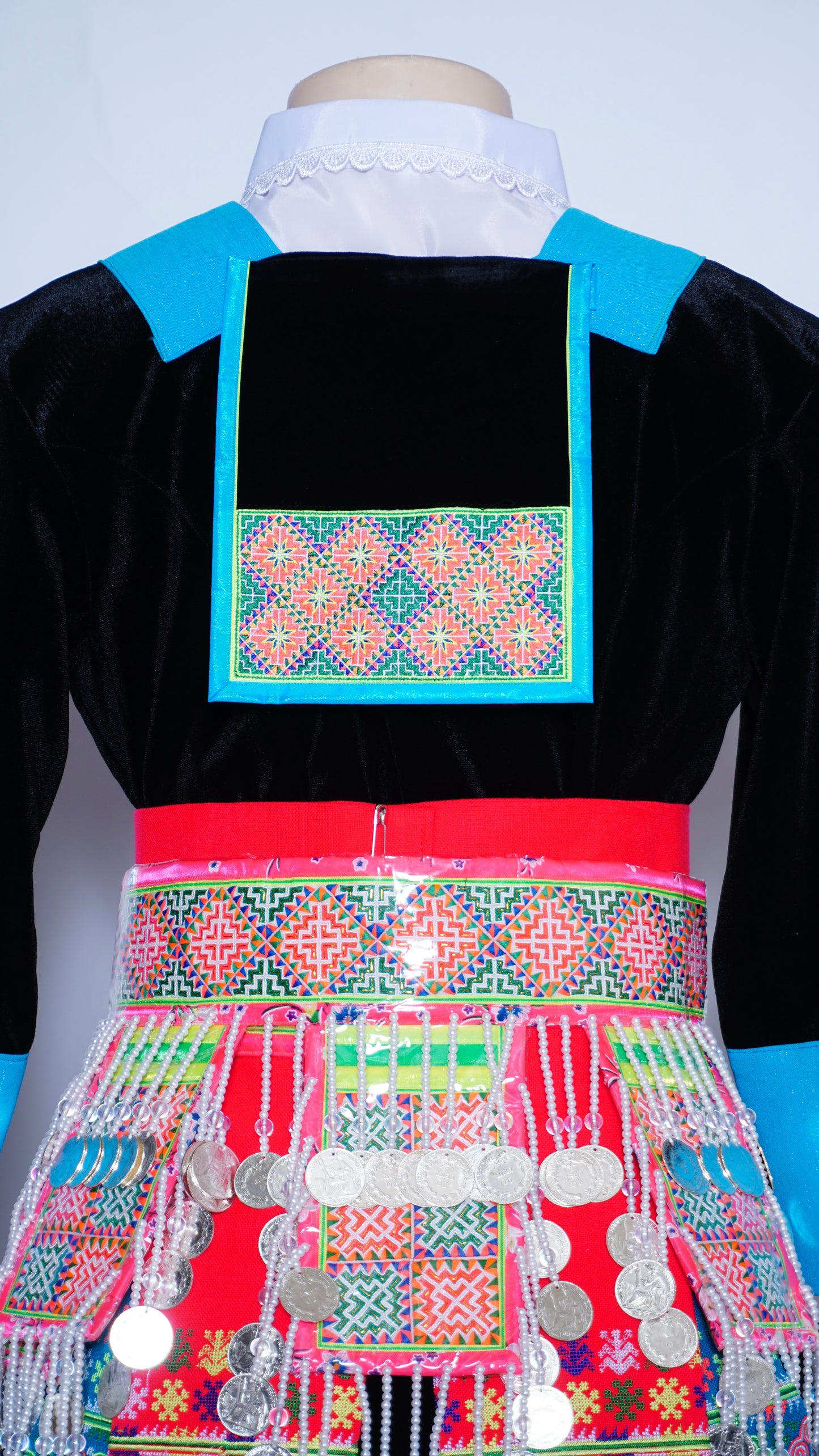 Hmong Nplooj Sev- Light Blue