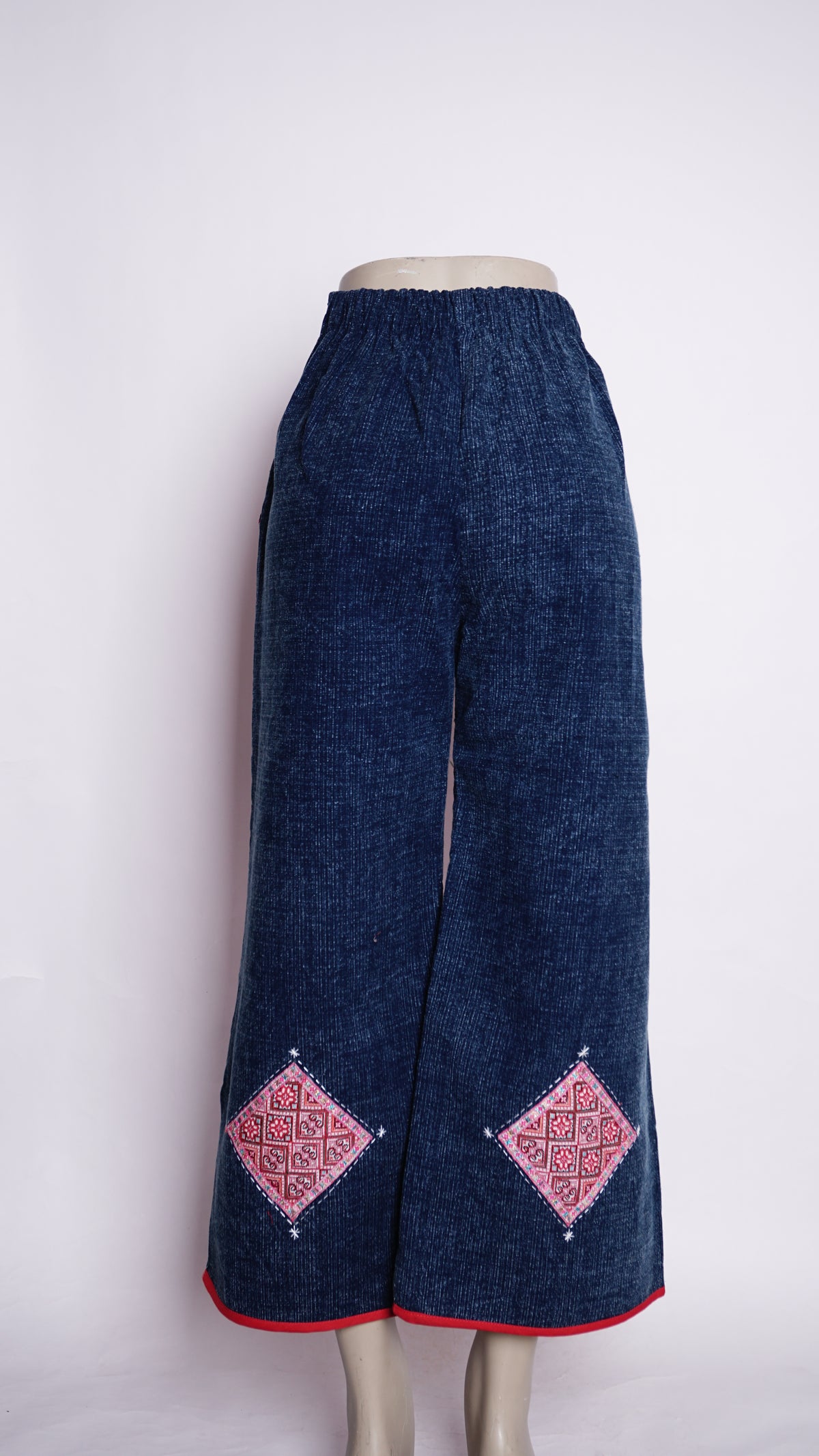 Women Hill Tribe Pants