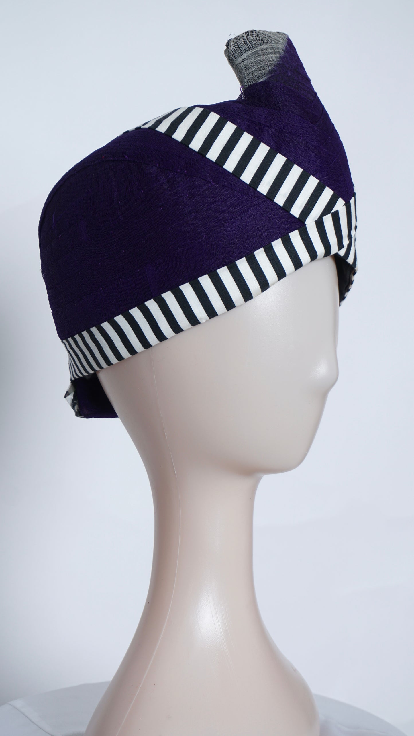 Dark Indigo Purple Phuam Txoom Suab Hat (21")