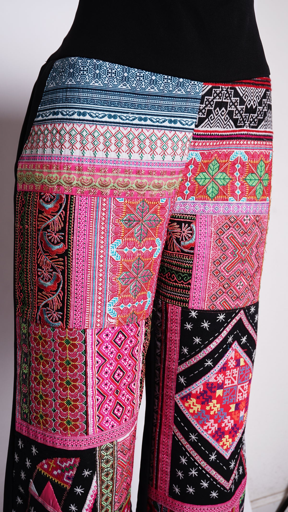 Women Hill Tribe Pants