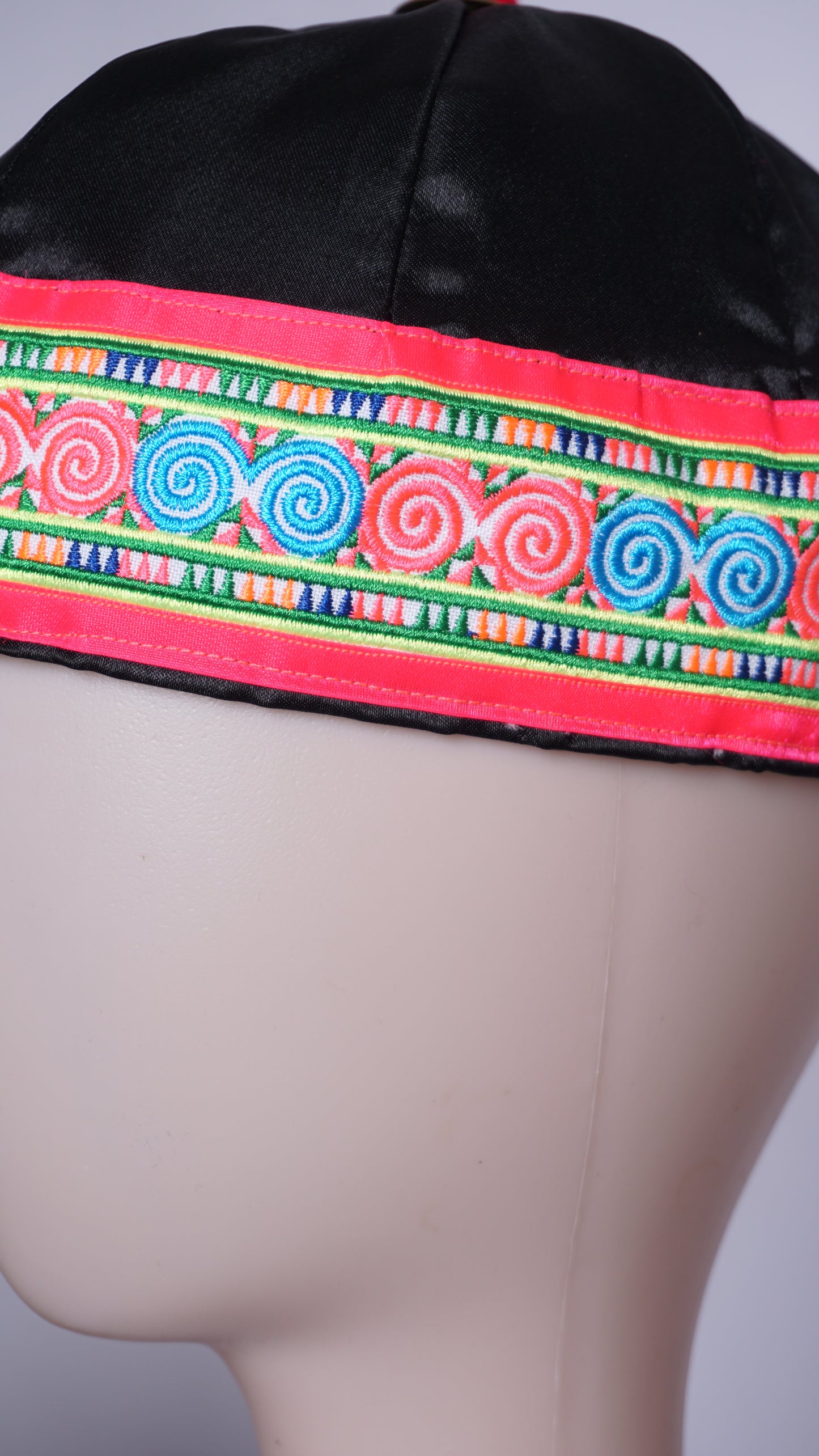 Hmong Hat-Pink/Light Blue Qwj