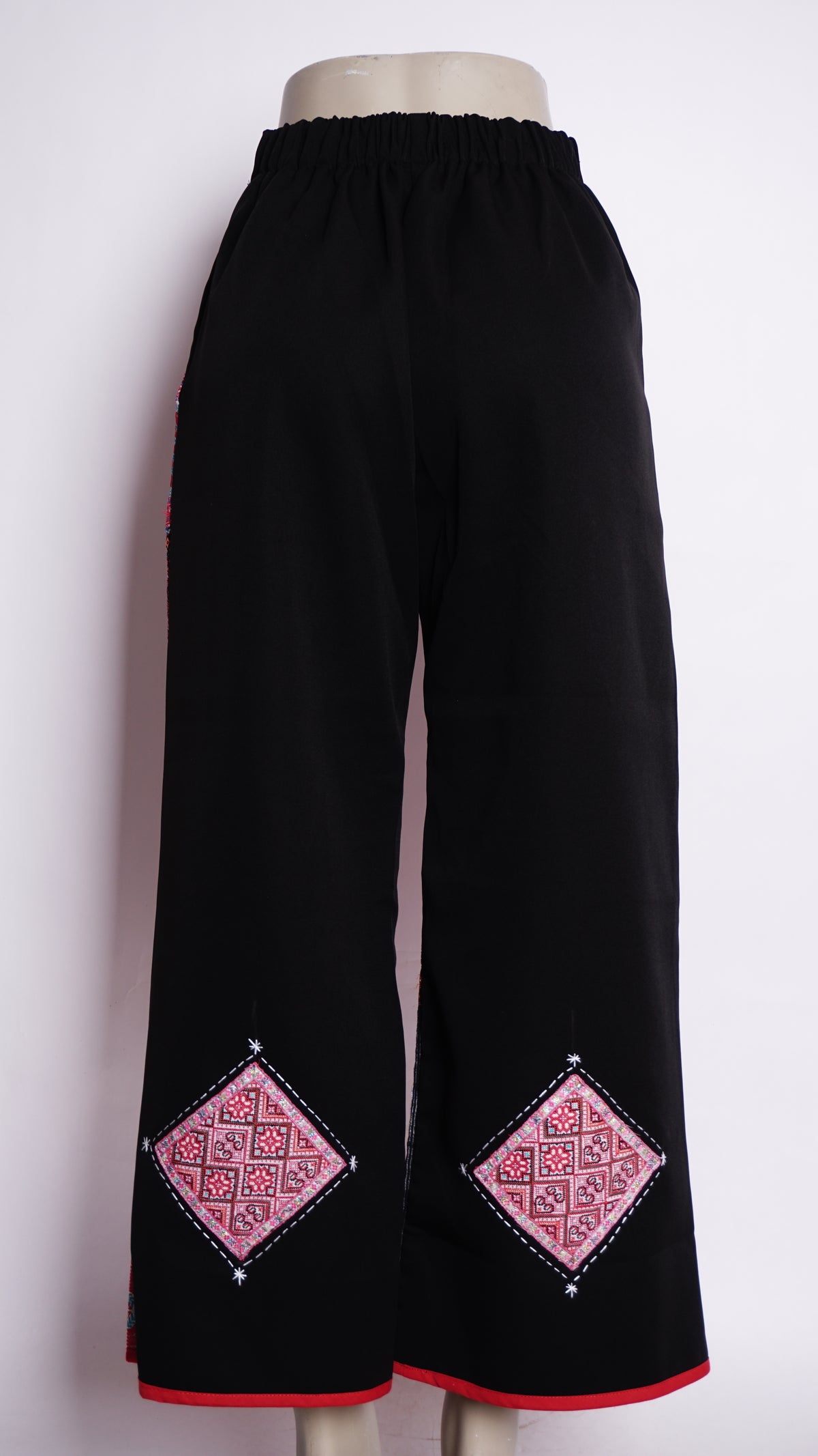 Women Hill Tribe Pants