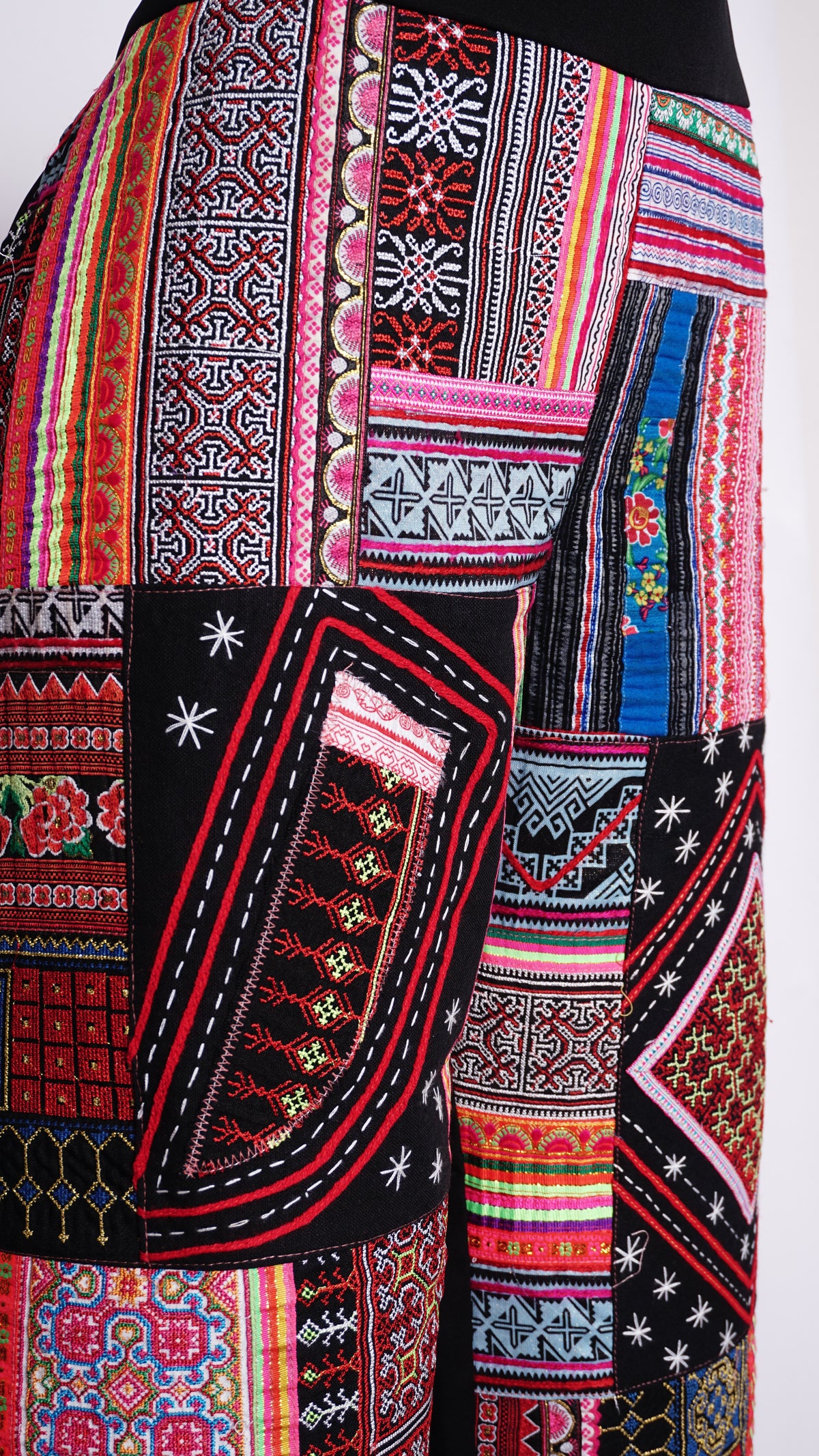 Women Hill Tribe Pants